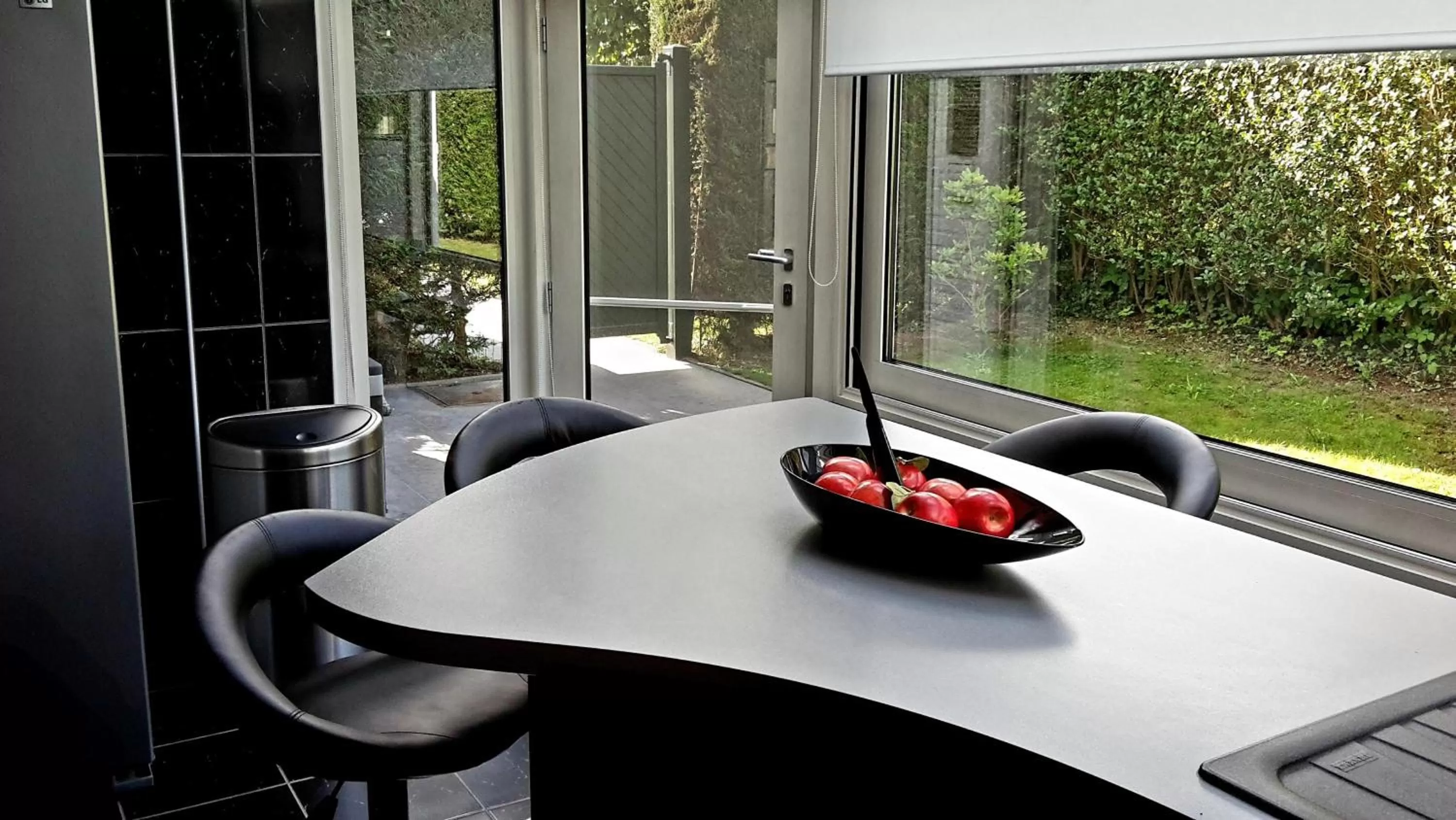 Communal kitchen in B&B prince d’Orange Waterloo