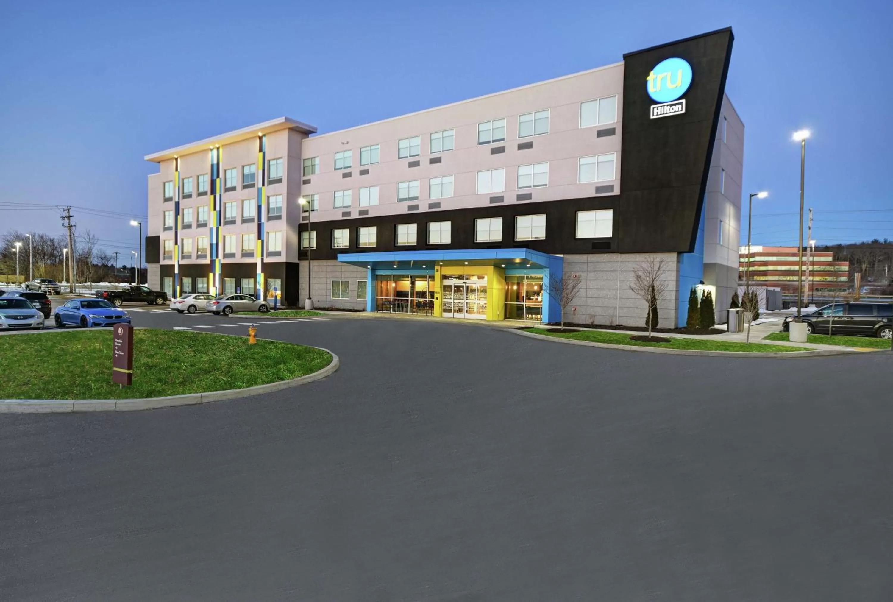 Tru By Hilton Portland Airport Area Me