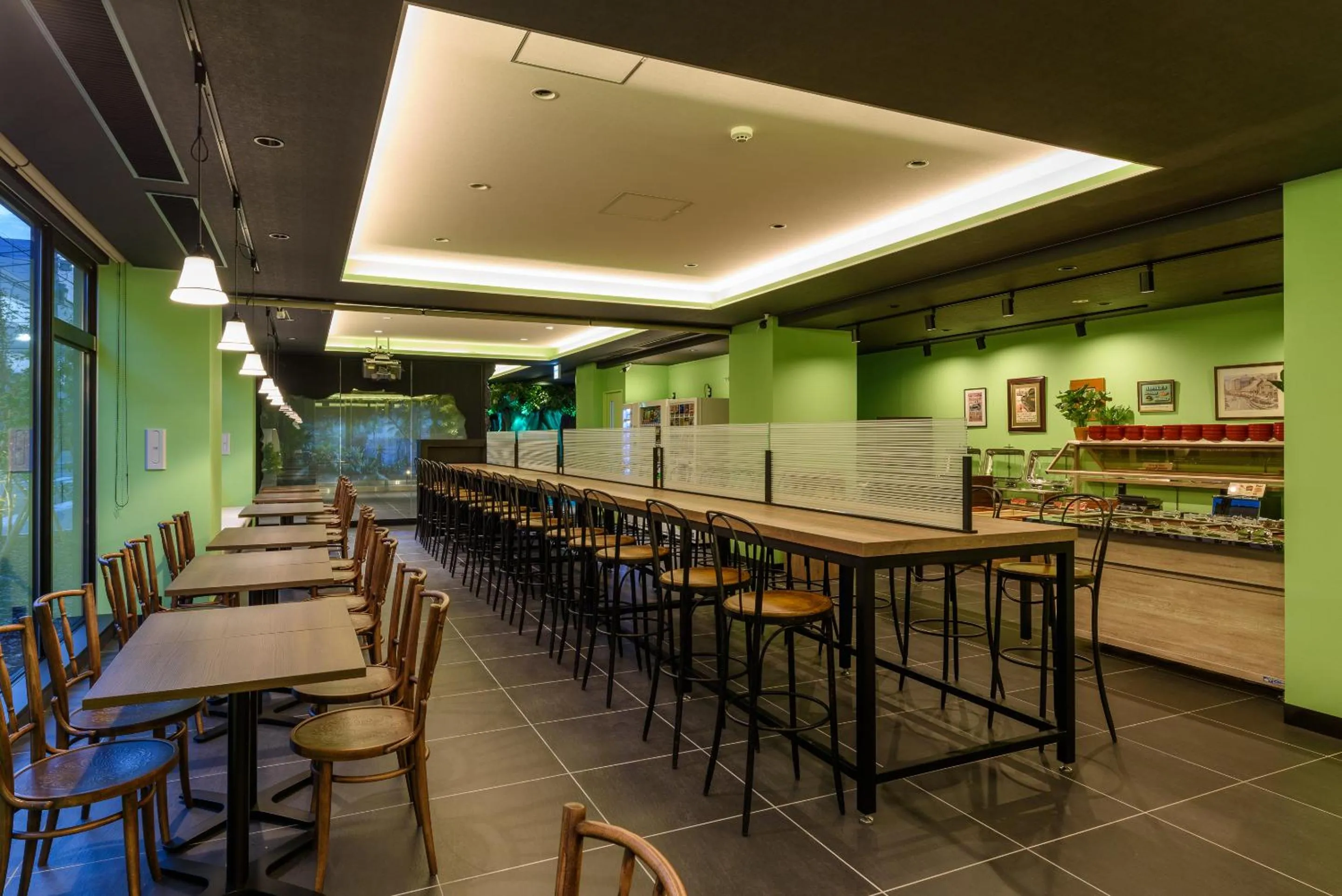 Restaurant/places to eat in Henn na Hotel Tokyo Haneda