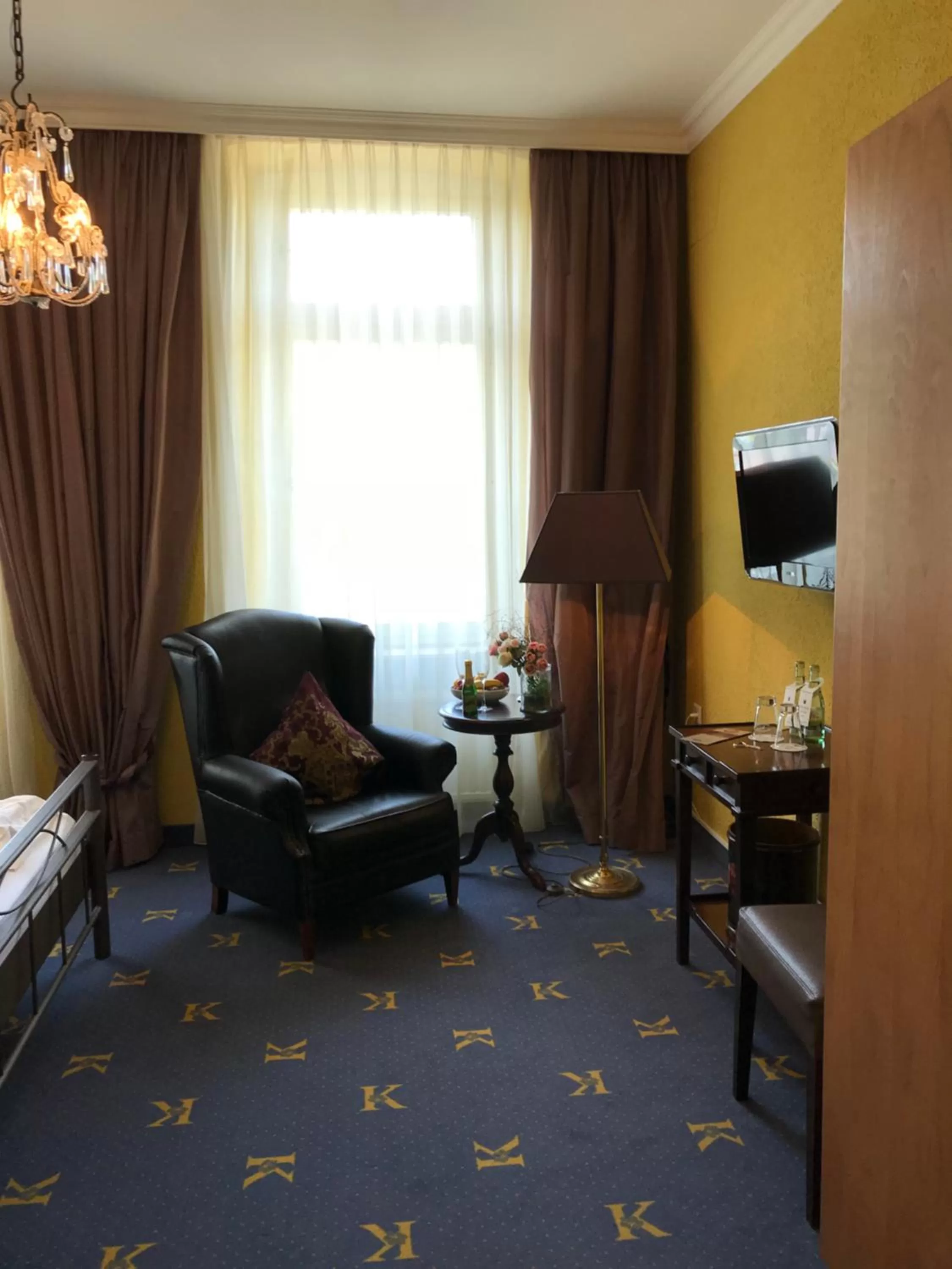 Living room, Seating Area in Hotel Krone am Park