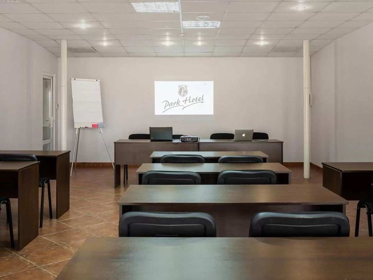 Business facilities in Park Hotel