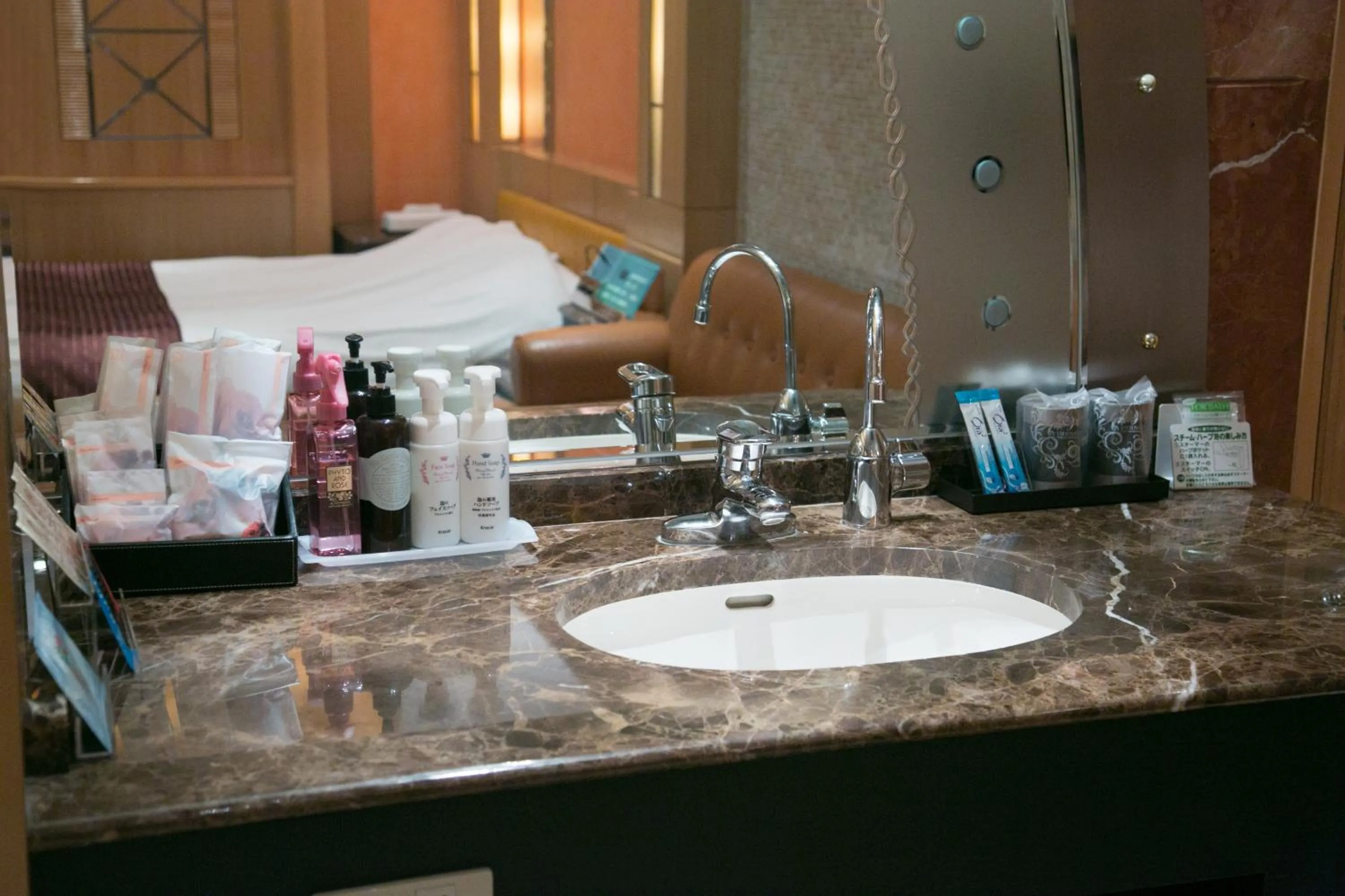 Photo of the whole room in HOTEL D-WAVE Shinjuku（Adult Only)