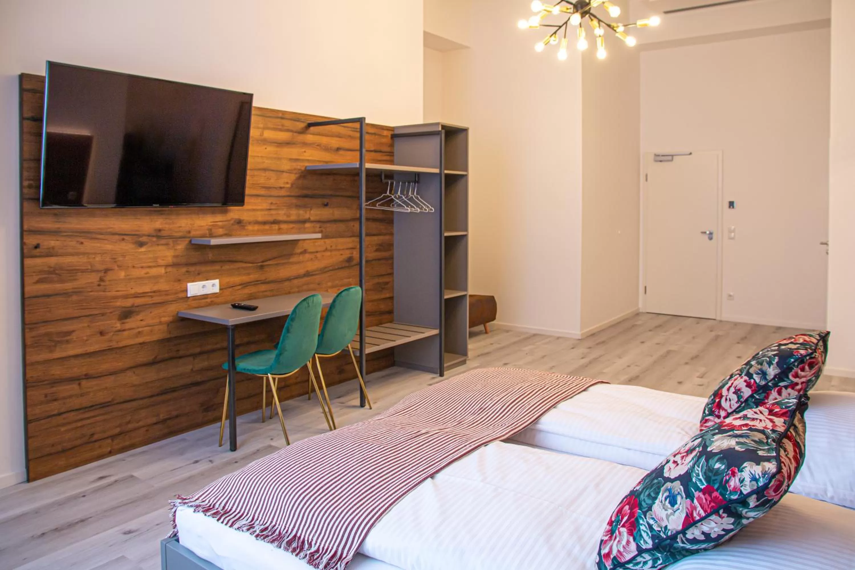 Photo of the whole room, Bed in City Hotel Bamberg