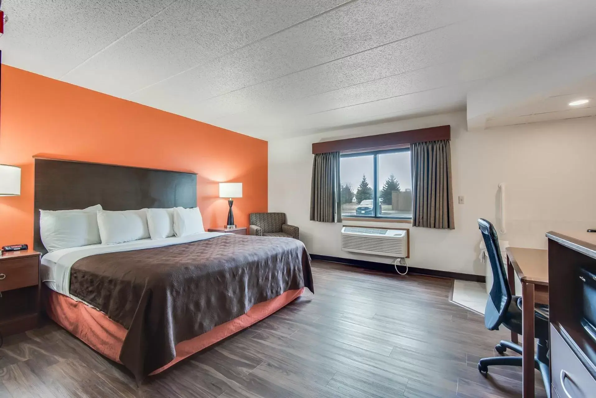 Suite - Mobility Access/Non-Smoking in AmericInn by Wyndham Coon Rapids Suite - Mobility Access/Non-Smoking in AmericInn by Wyndham Coon Rapids