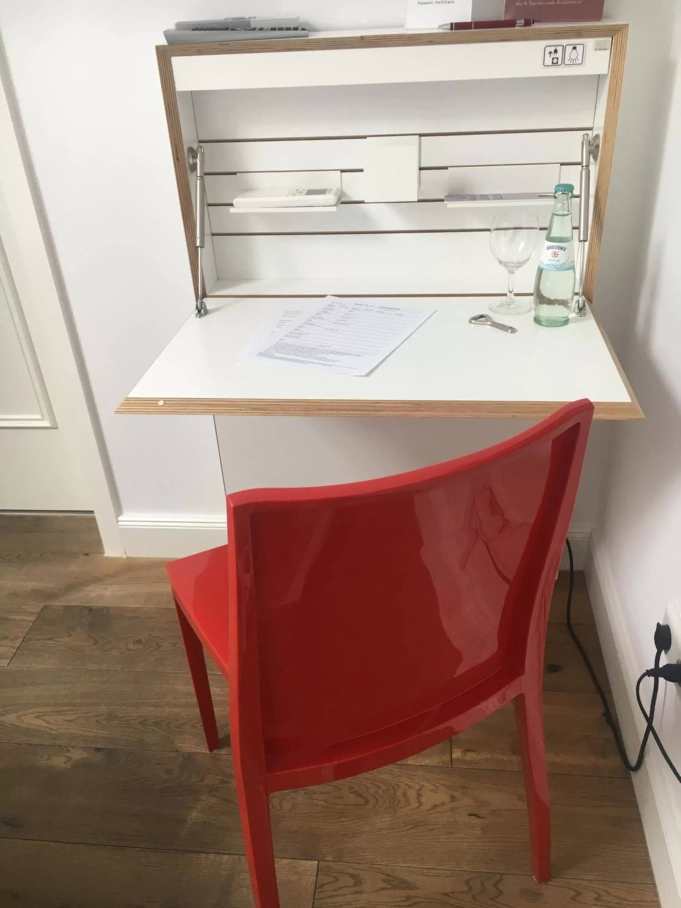 Decorative detail in Hotel No. 11