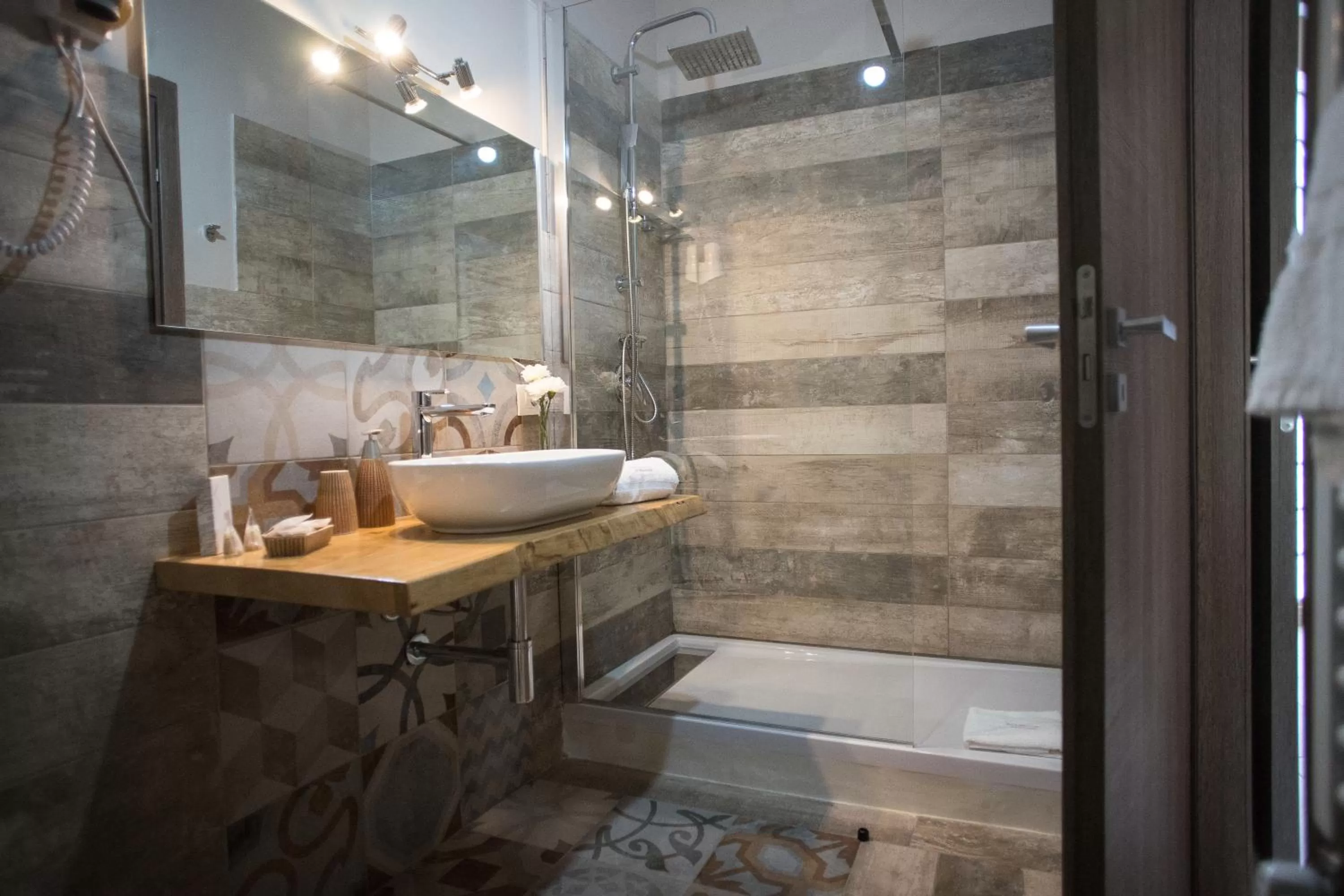 B&B Sorahnia - Design House