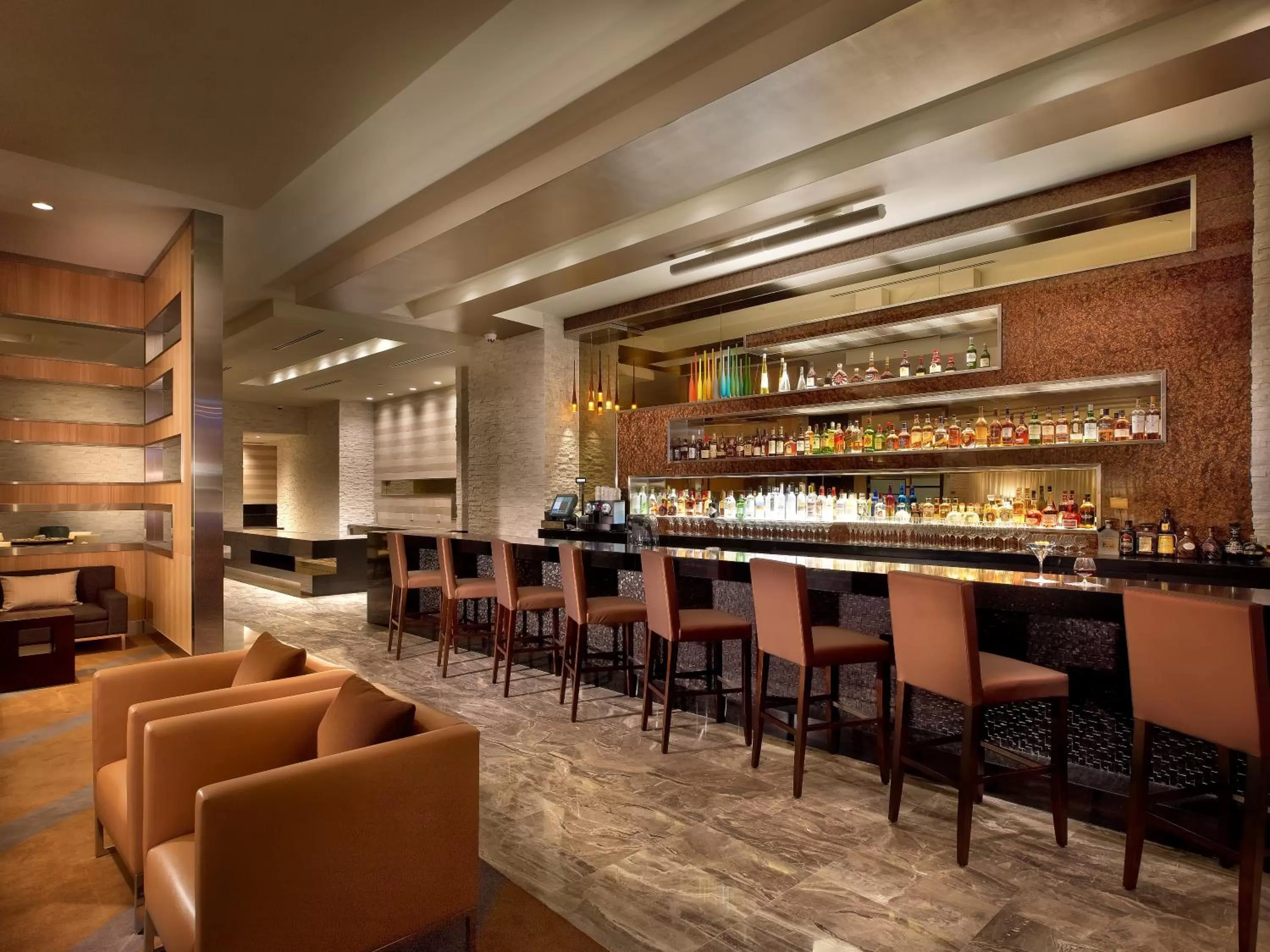 Lounge or bar in EB Hotel Miami Airport