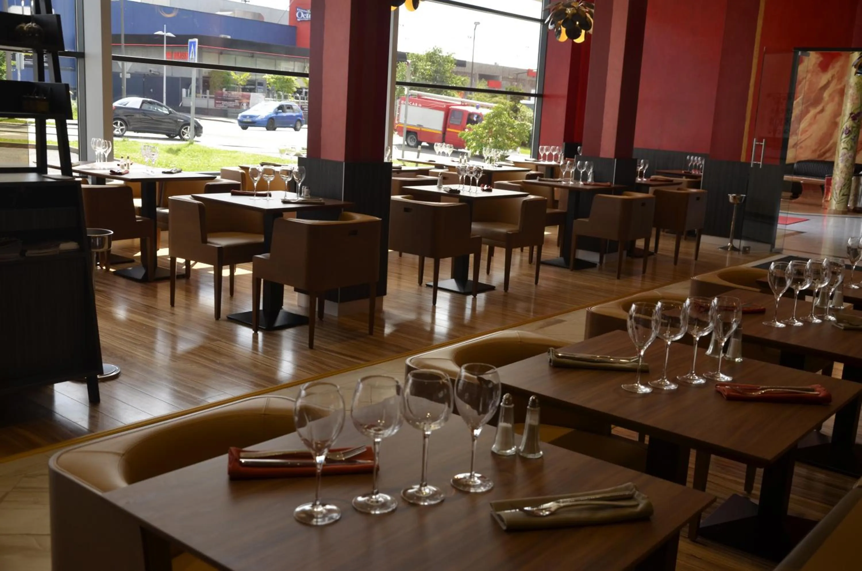 Restaurant/places to eat in Le Grand Hotel