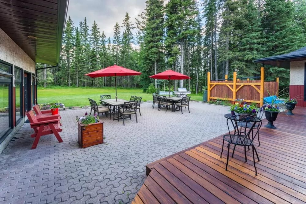 Patio in Rustlers Lodge