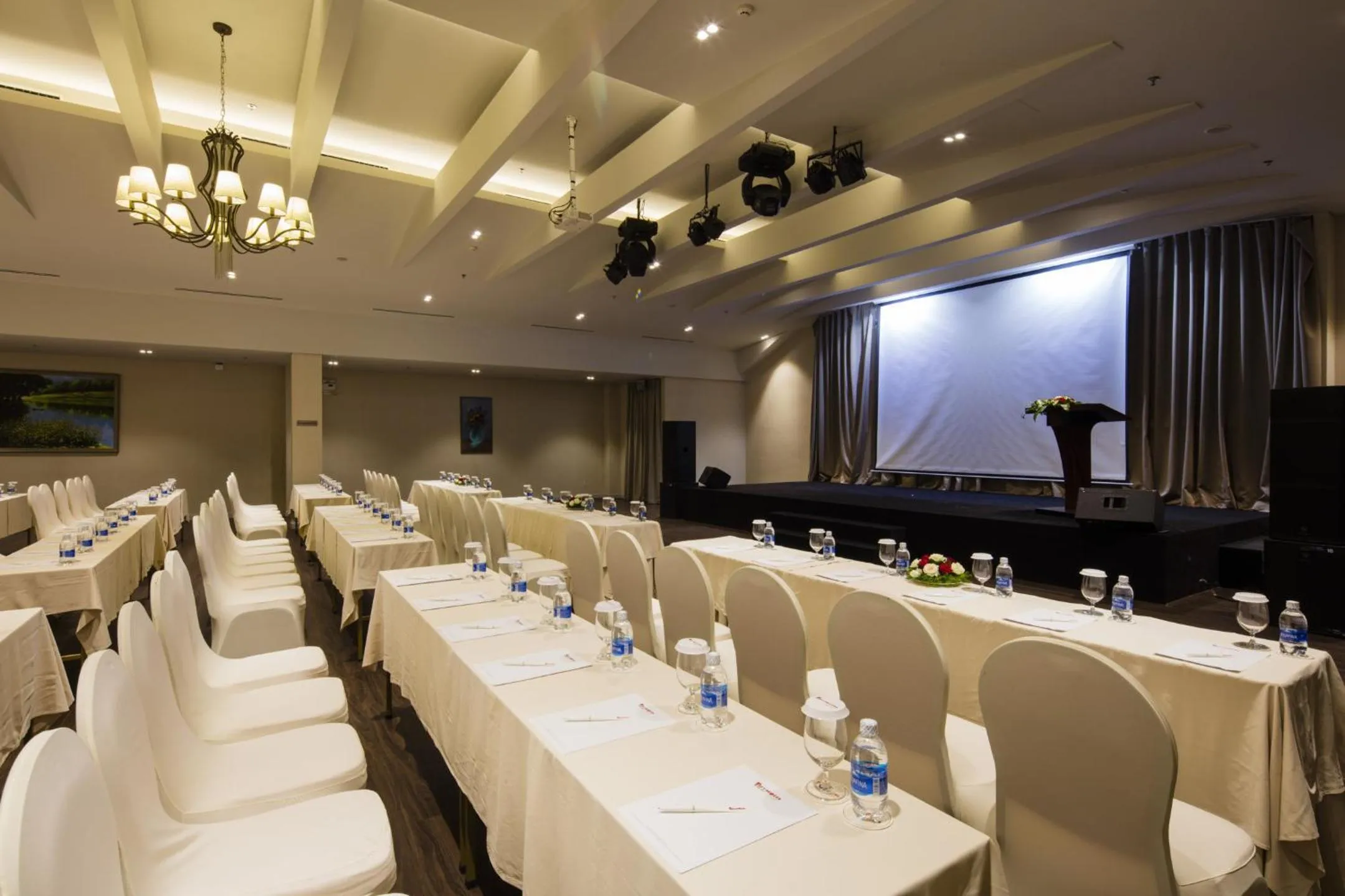 Meeting/conference room in Terracotta Hotel & Resort Dalat