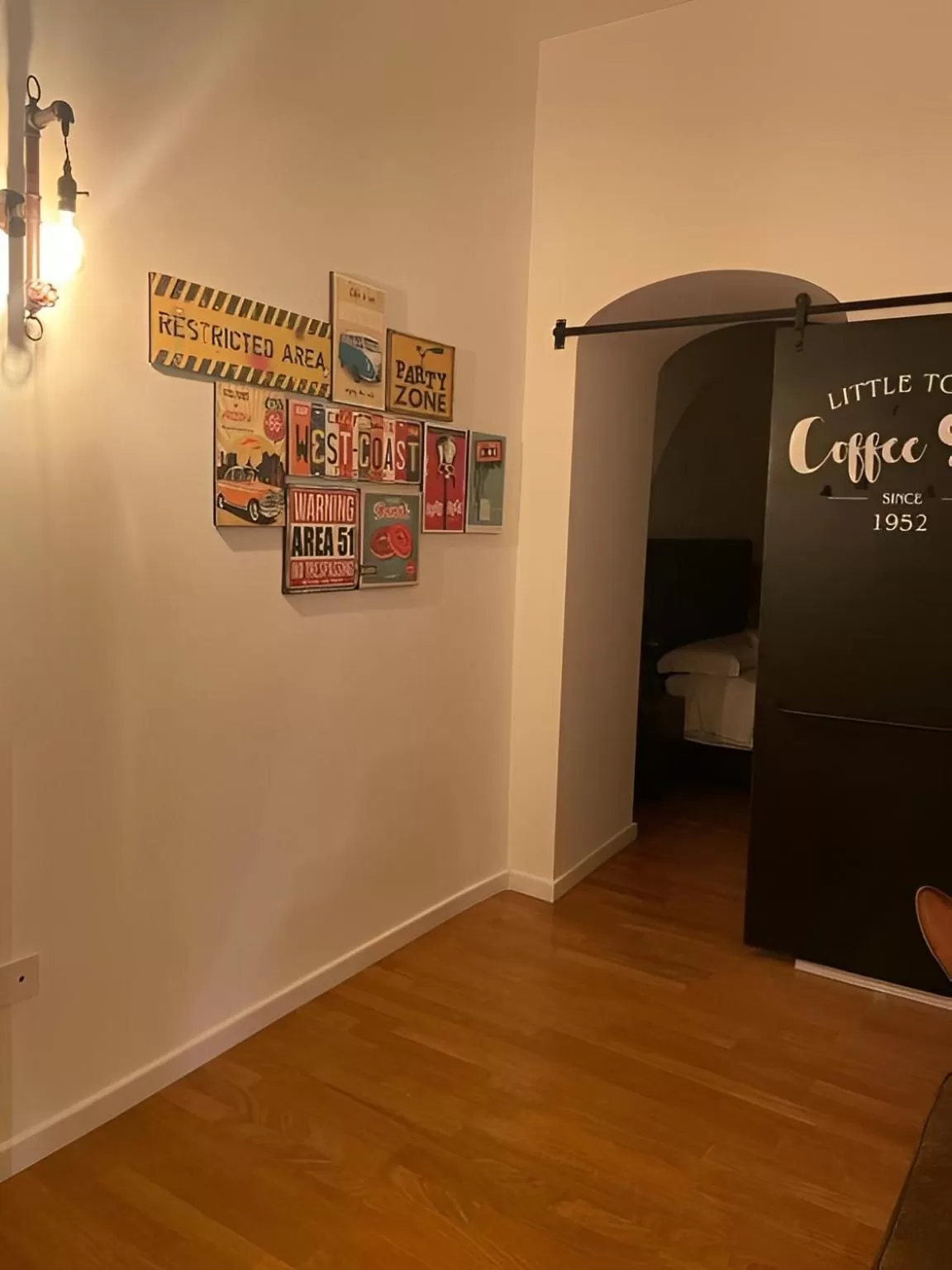 Seating area in MareLuna Rooms