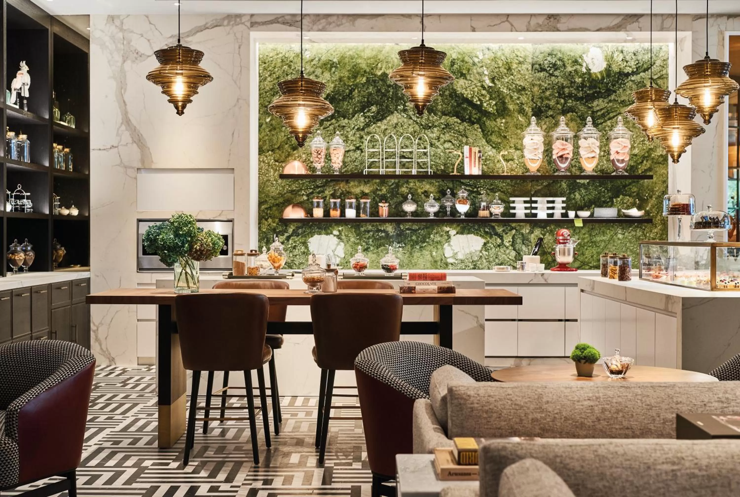 Restaurant/places to eat in Rosewood Villa Magna