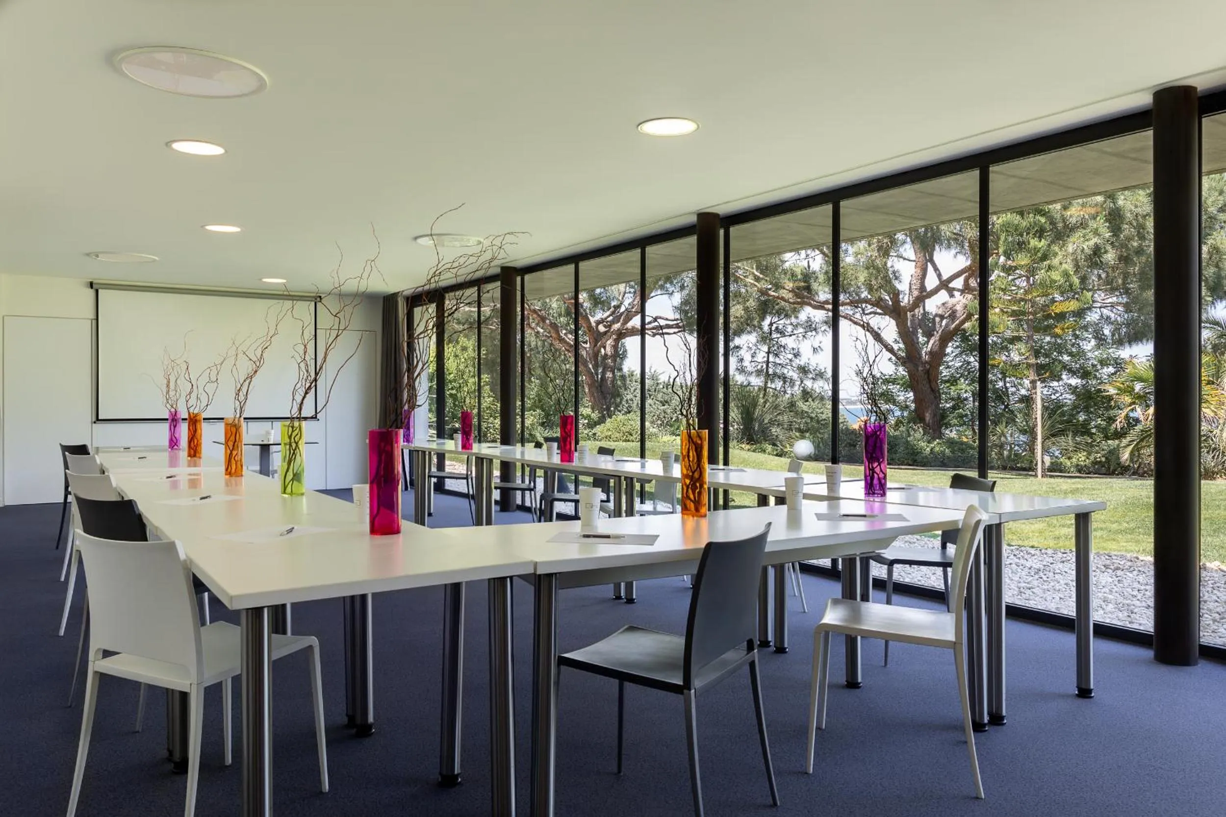 Business facilities in Grand Hotel Du Golfe - Spa & Restaurant