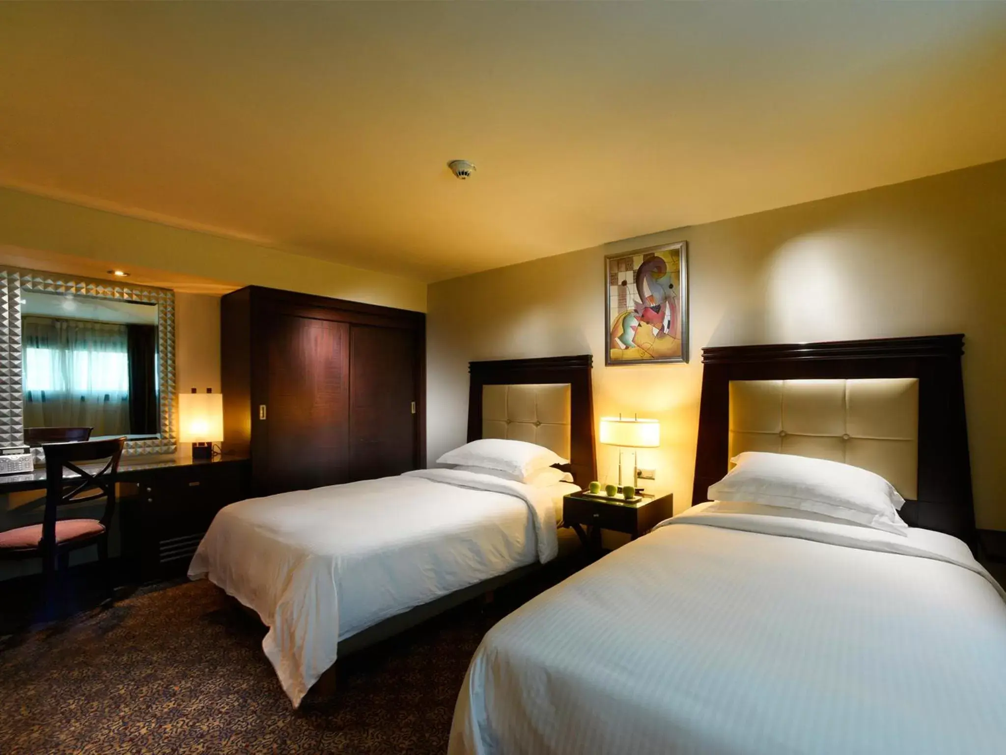 City View Room - Twin Beds in Raouche Arjaan by Rotana City View Room - Twin Beds in Raouche Arjaan by Rotana