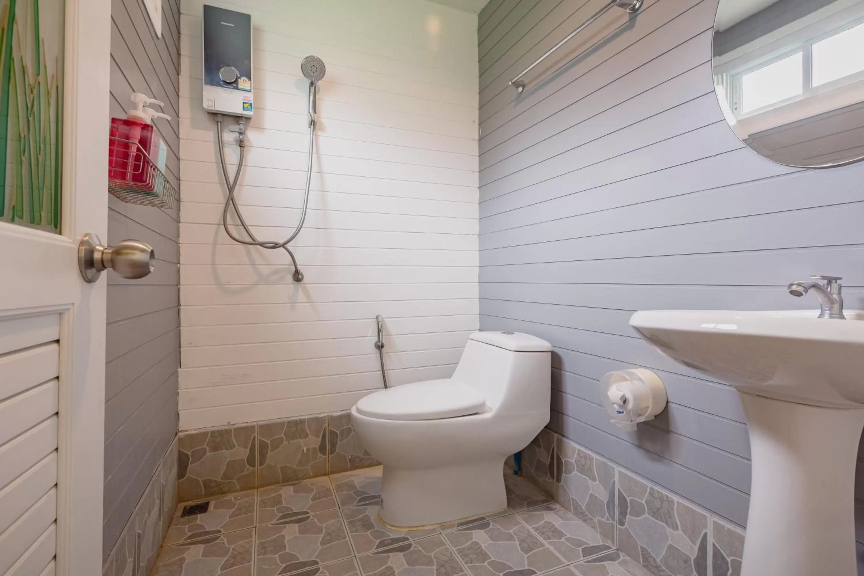 Sakarin Valley Resort