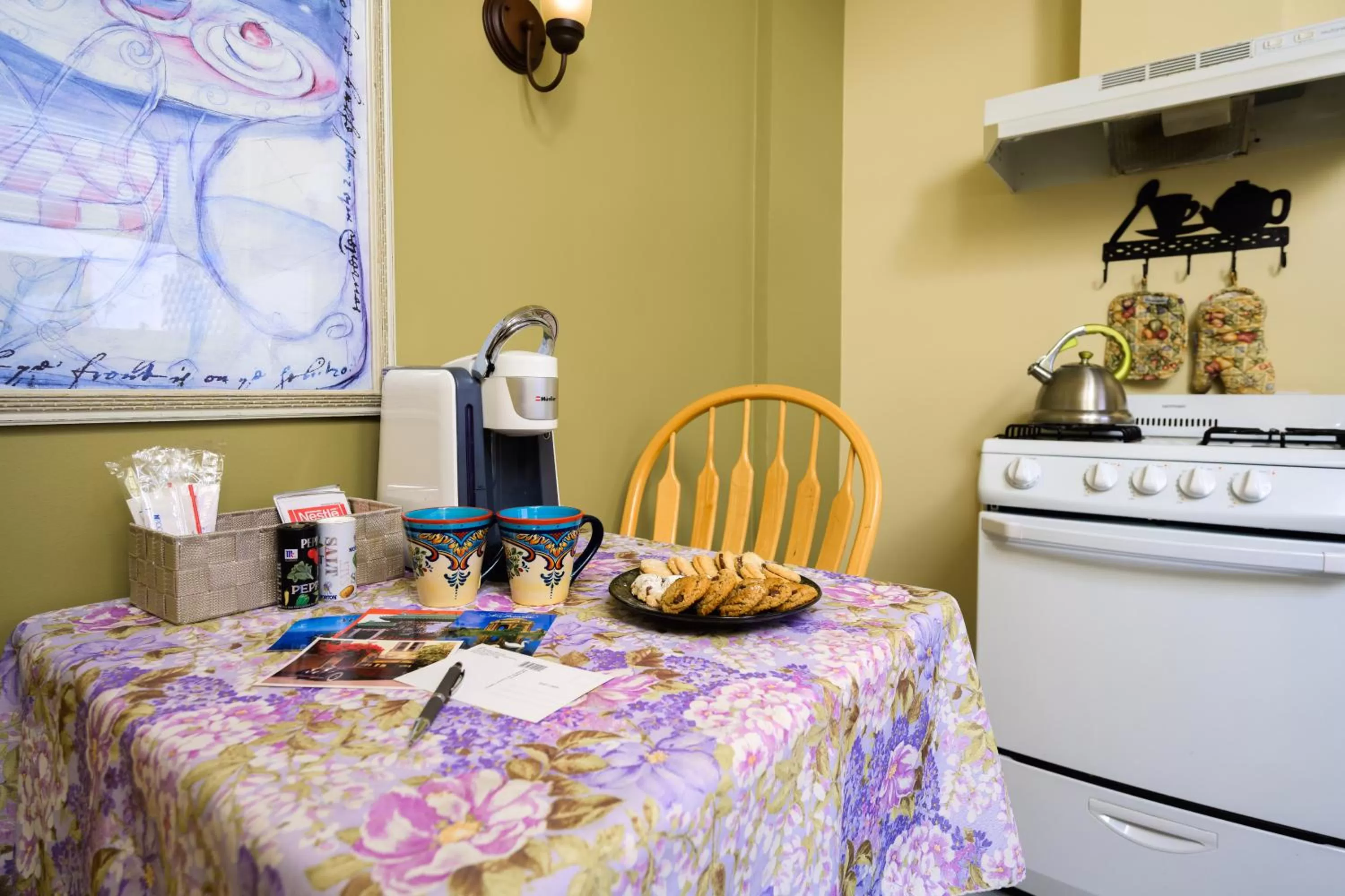 Coffee/tea facilities in Marina Motel