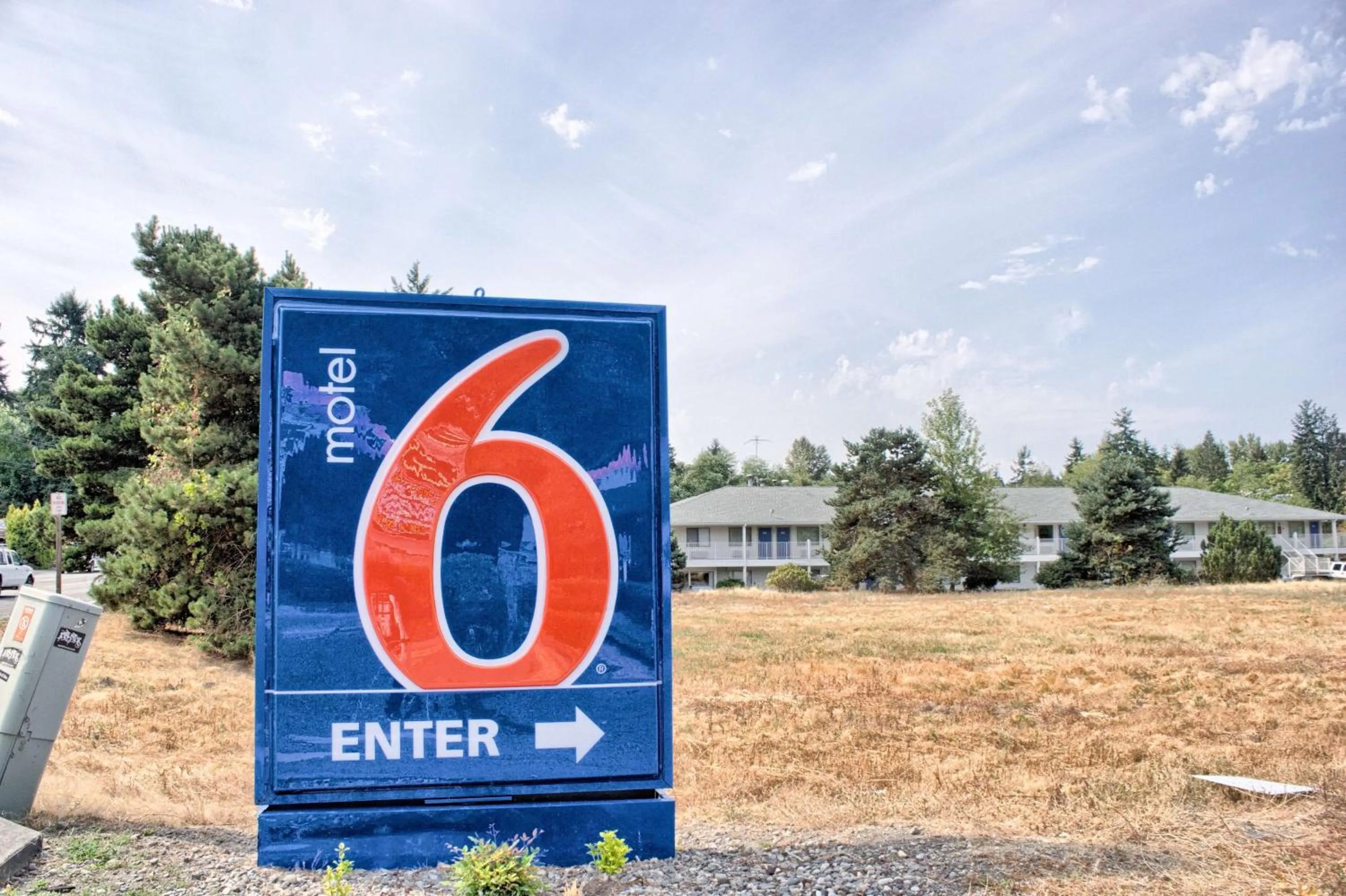 Property building in Motel 6-Seattle, WA - South
