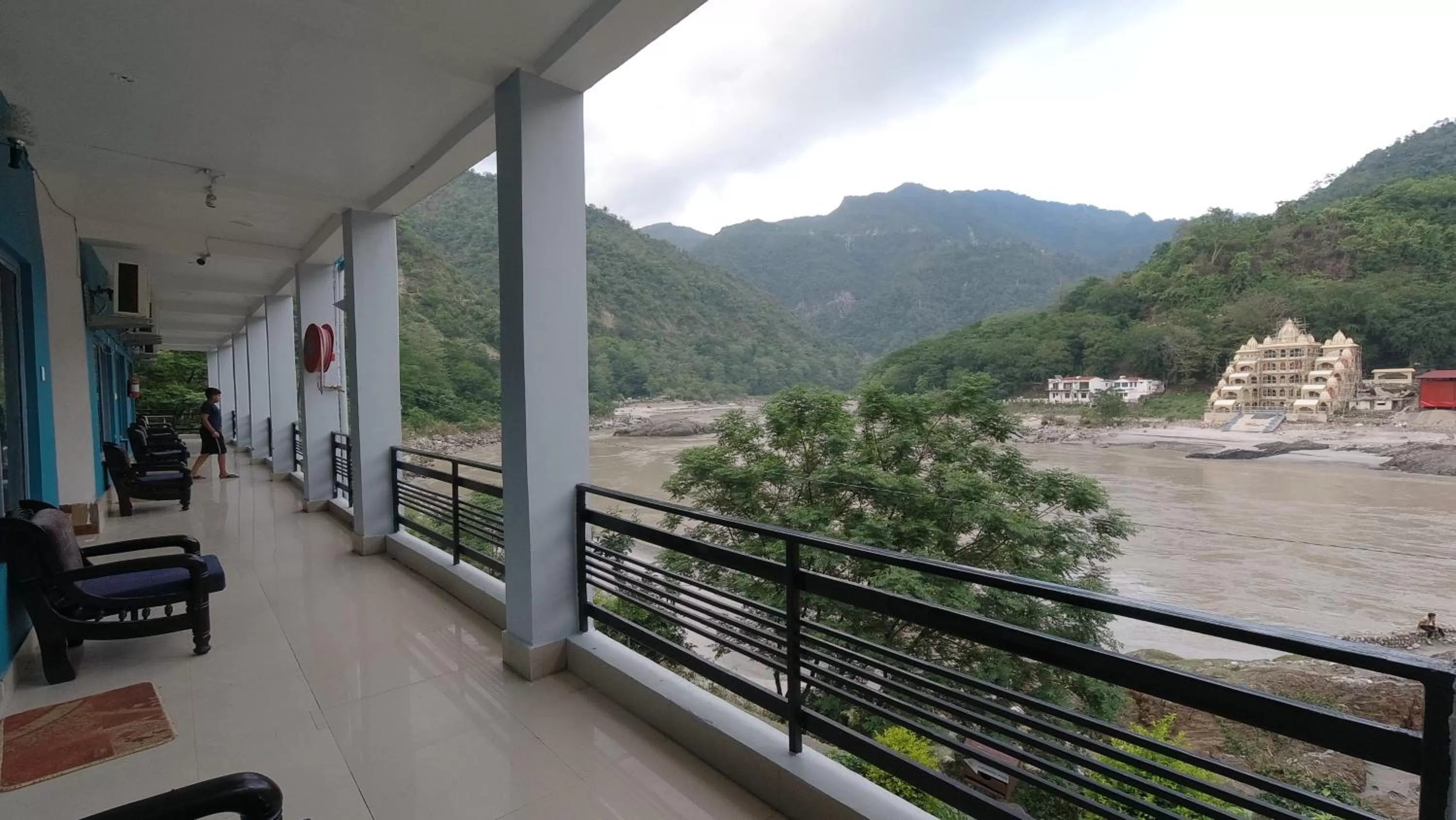 Balcony/Terrace in H7 Stay On The Ganges, Yoga & Spa Resort, Rishikesh