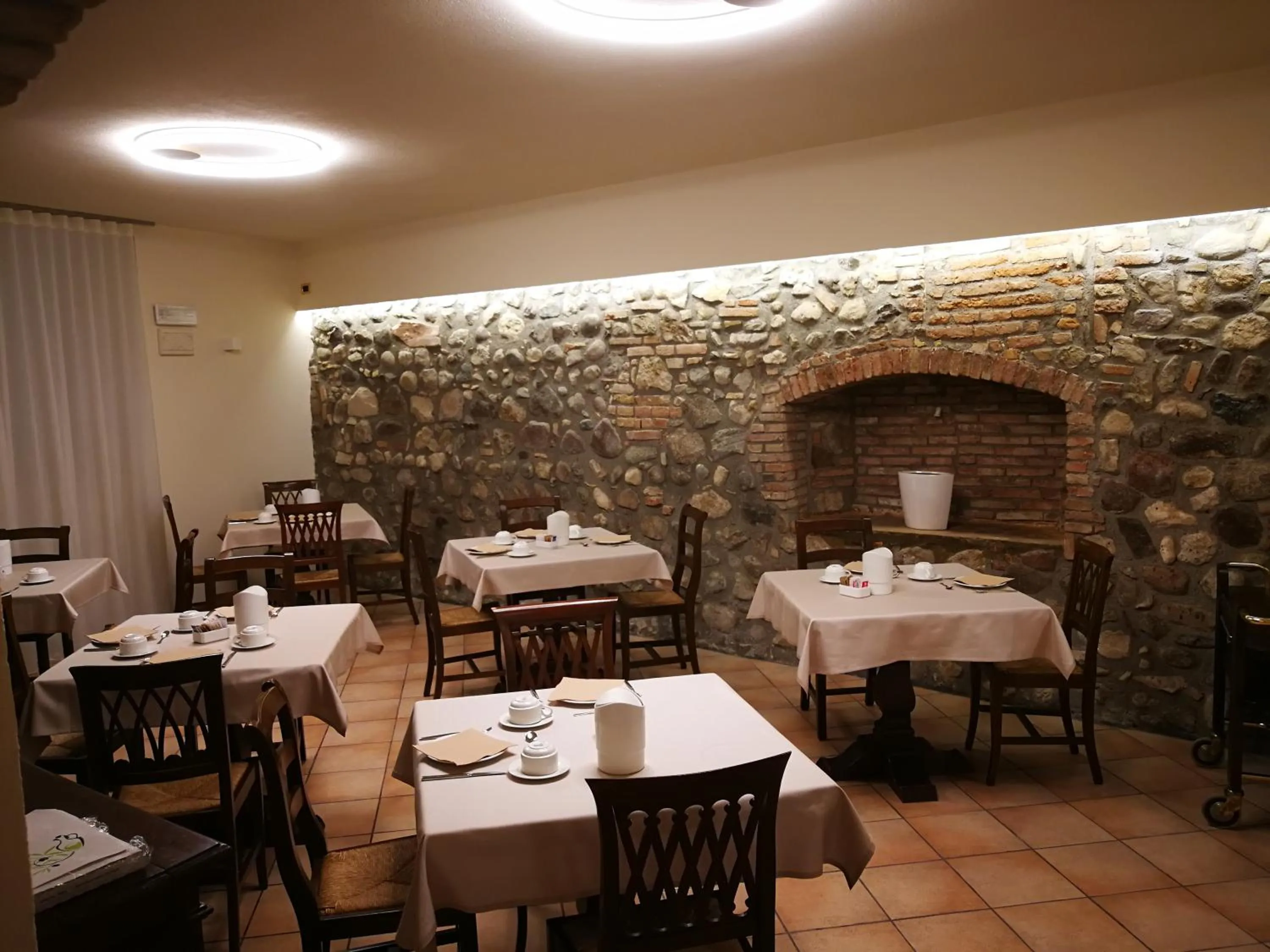 Restaurant/places to eat in Hotel San Lorenzo