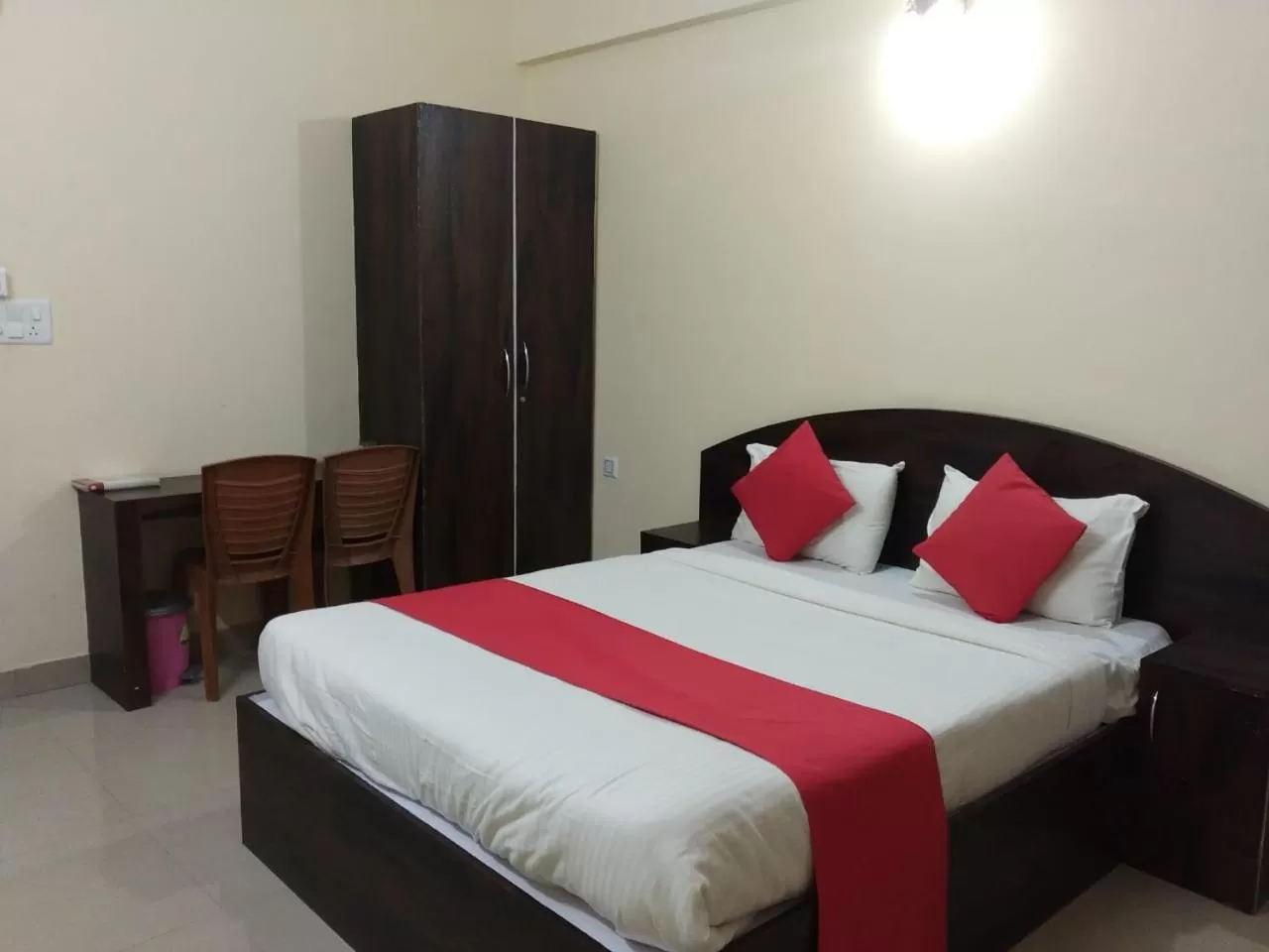 Bedroom in Srinivasa Residency