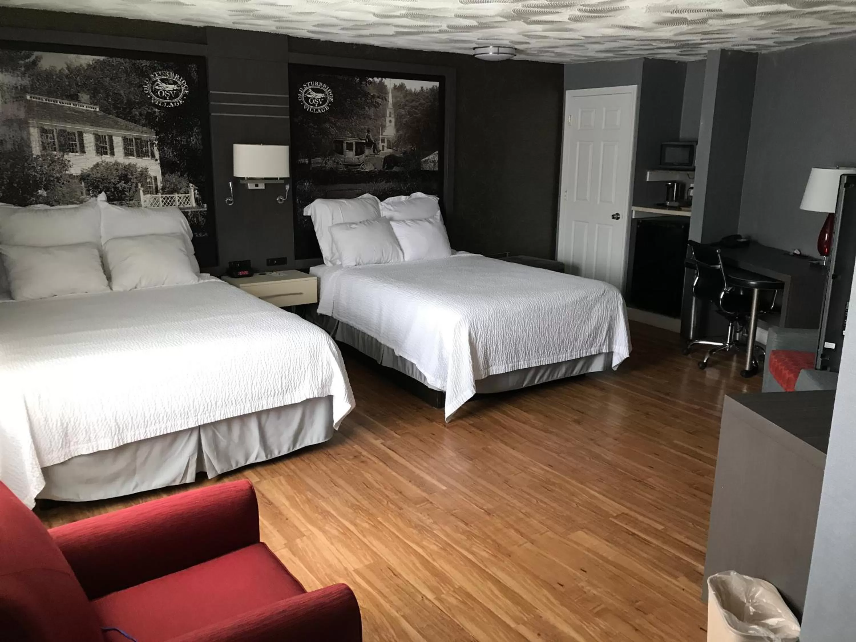 Bed in Super 8 by Wyndham Sturbridge