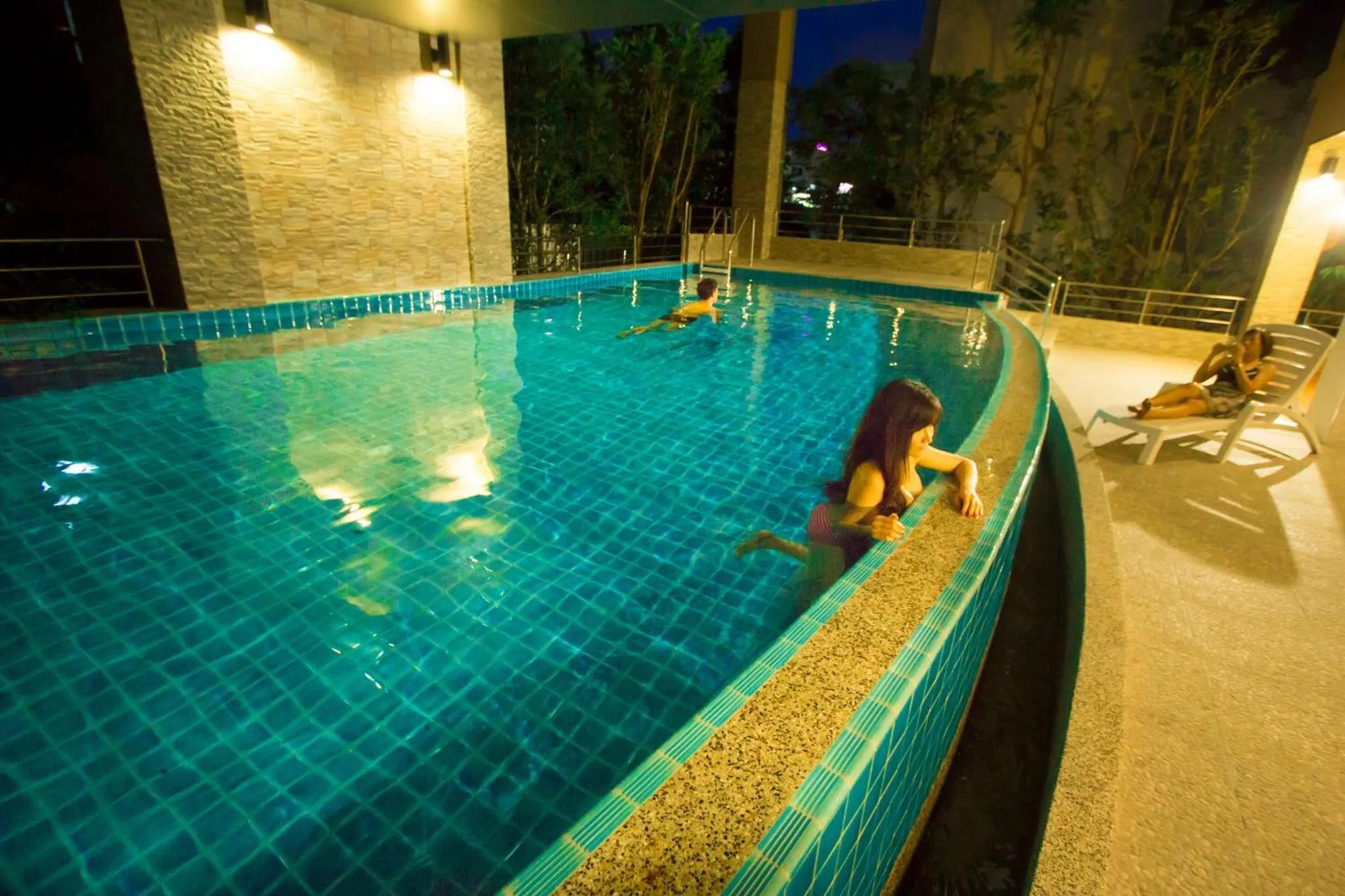 Swimming pool in BB Garden Resort