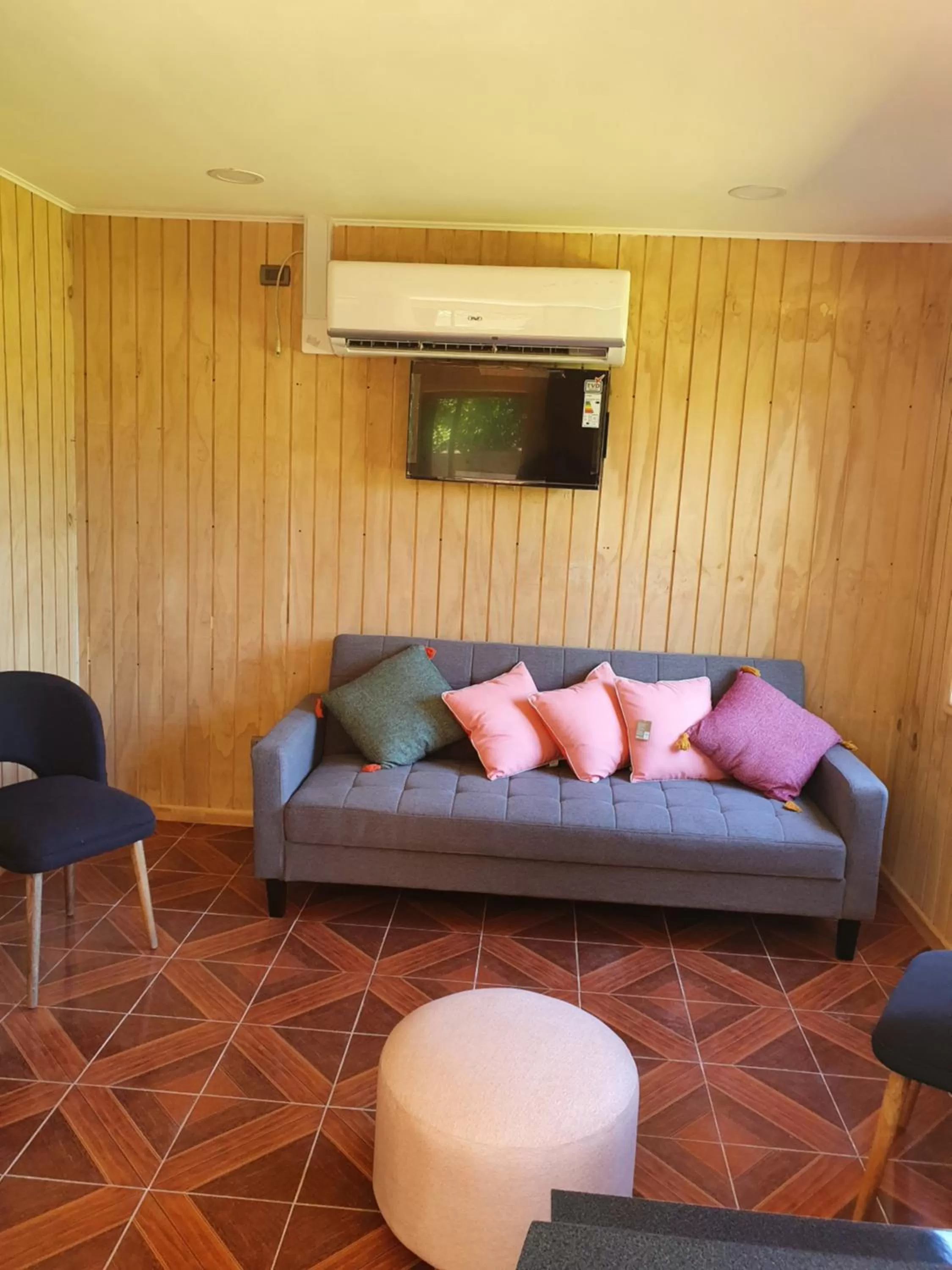 group of guests, Seating Area in Cabañas Rosner