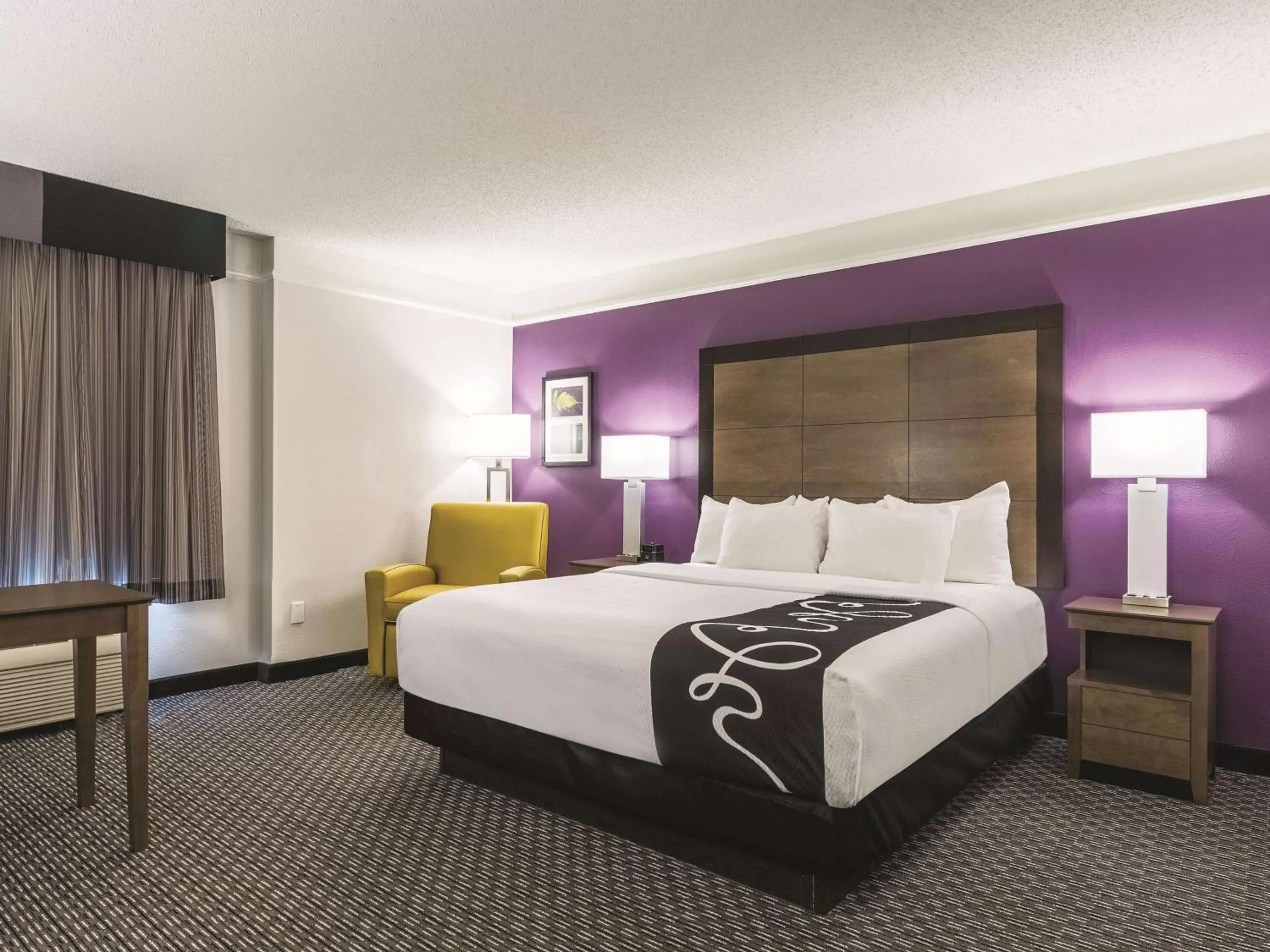 Photo of the whole room, Bed in La Quinta by Wyndham Alexandria Airport