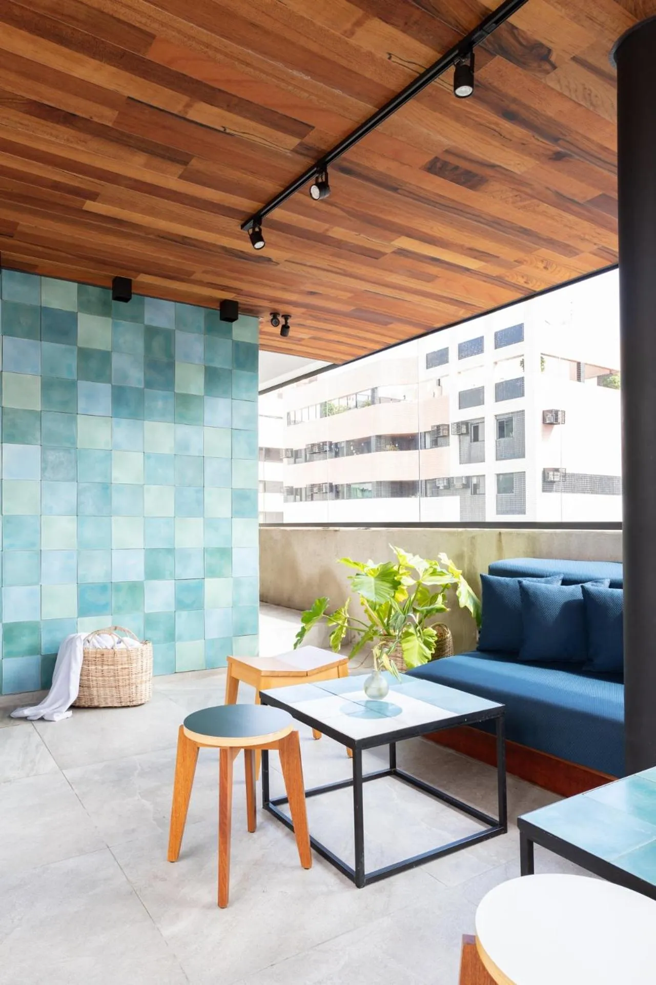 Seating area in Ritz Praia Hotel