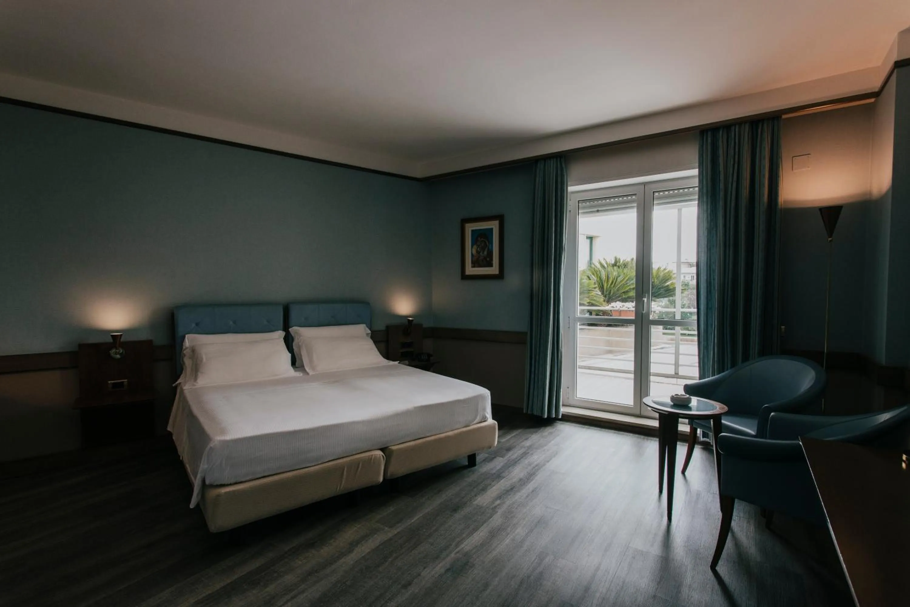 Photo of the whole room, Bed in Hotel Del Campo