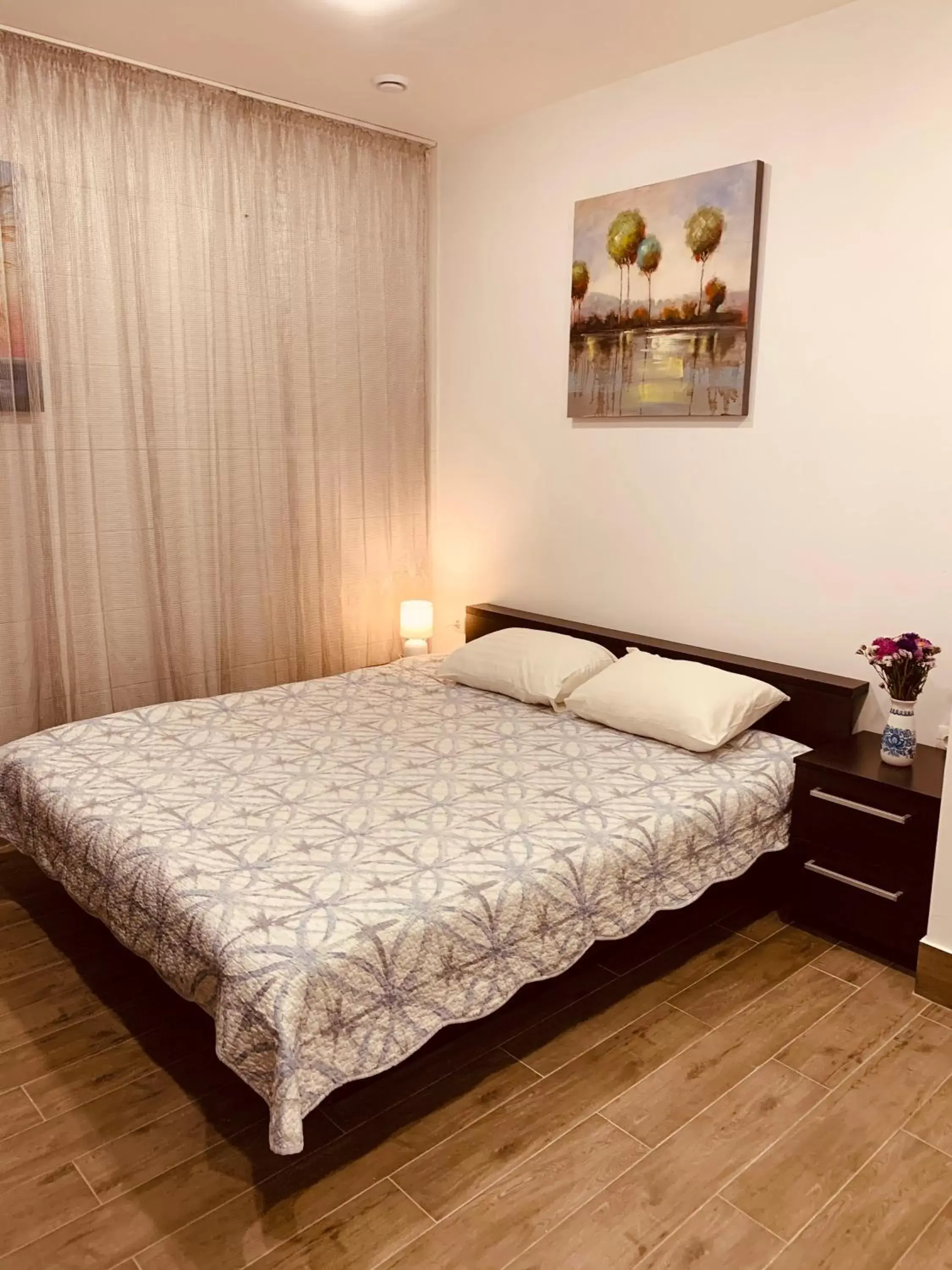 Superior King Room in WINE & ROSE BOUTIQUE HOTEL Superior King Room in WINE & ROSE BOUTIQUE HOTEL