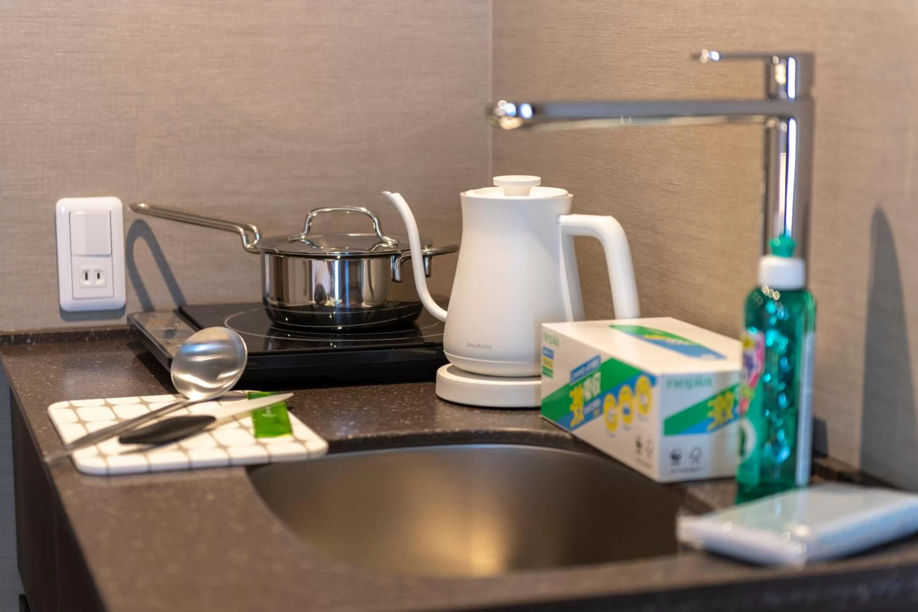 Kitchen or kitchenette in Tokyu Stay Kyoto Sakaiza Shijo Kawaramachi