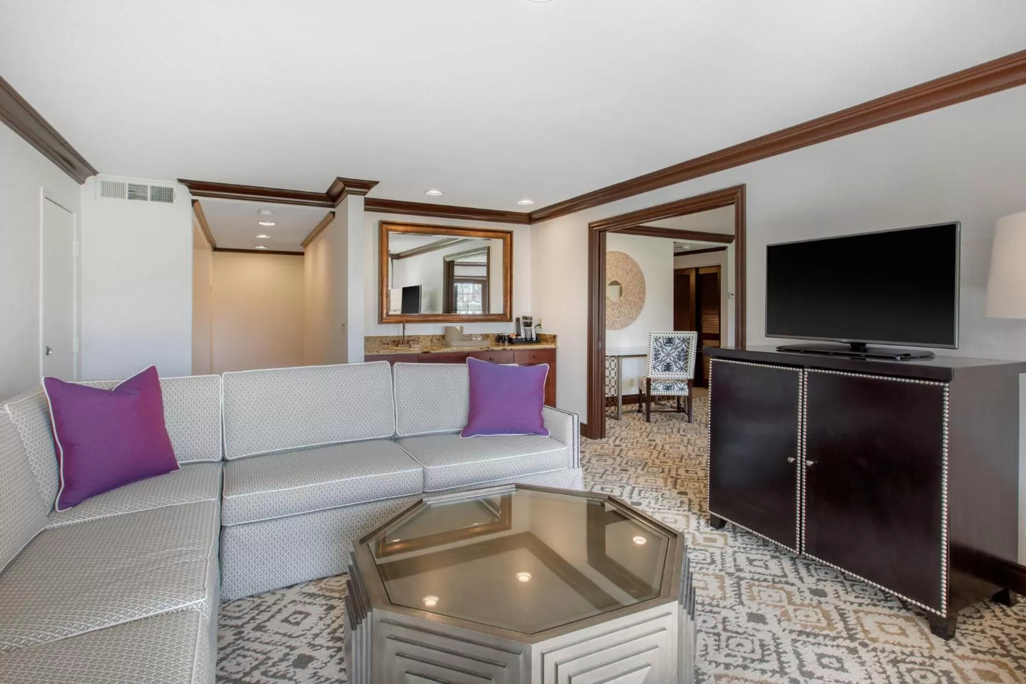 Bedroom in Omni Rancho Las Palmas Resort & Spa