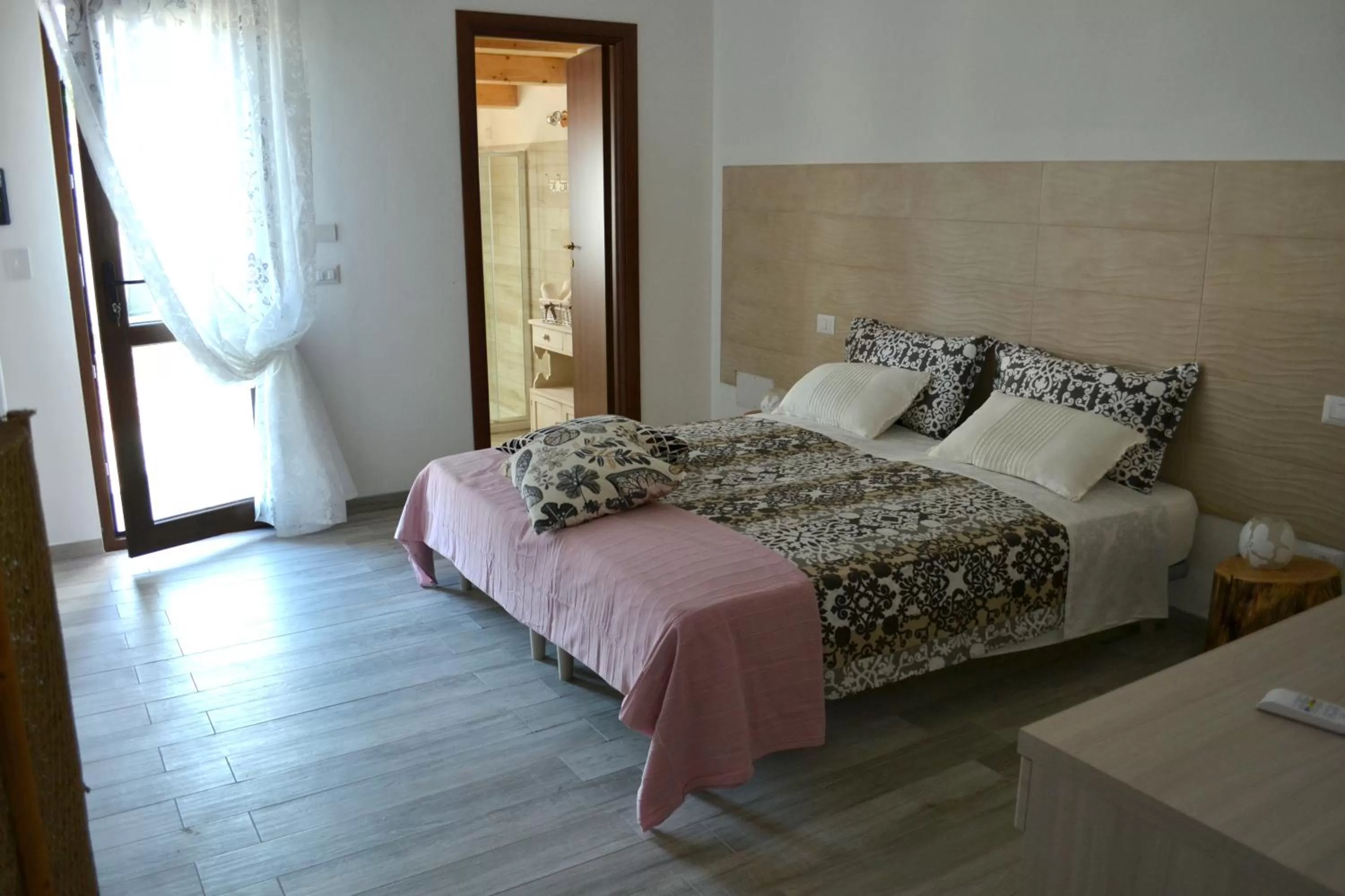 Photo of the whole room, Bed in B&B La Casa Bianca di Porto Conte
