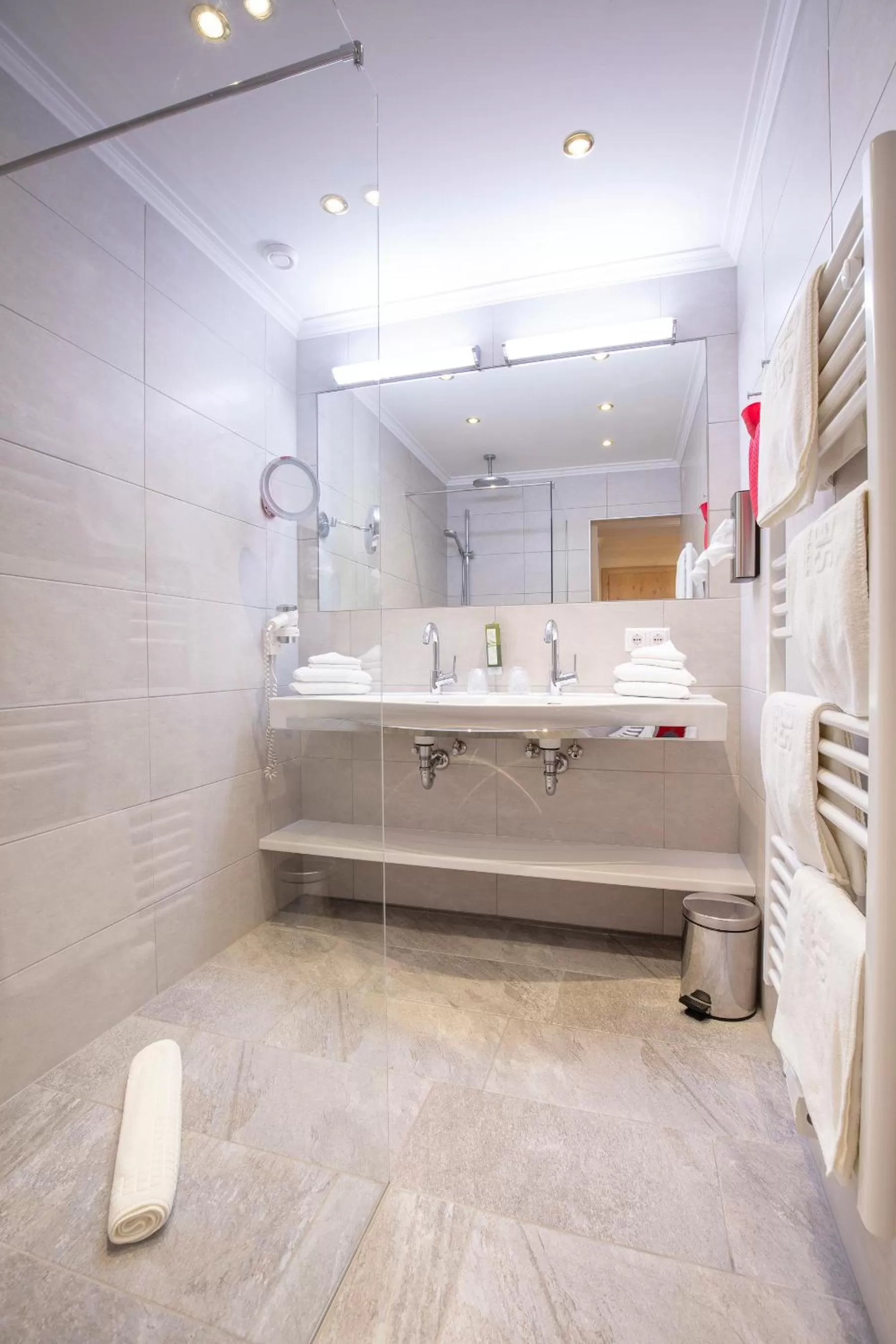 Decorative detail in Hotel Serles