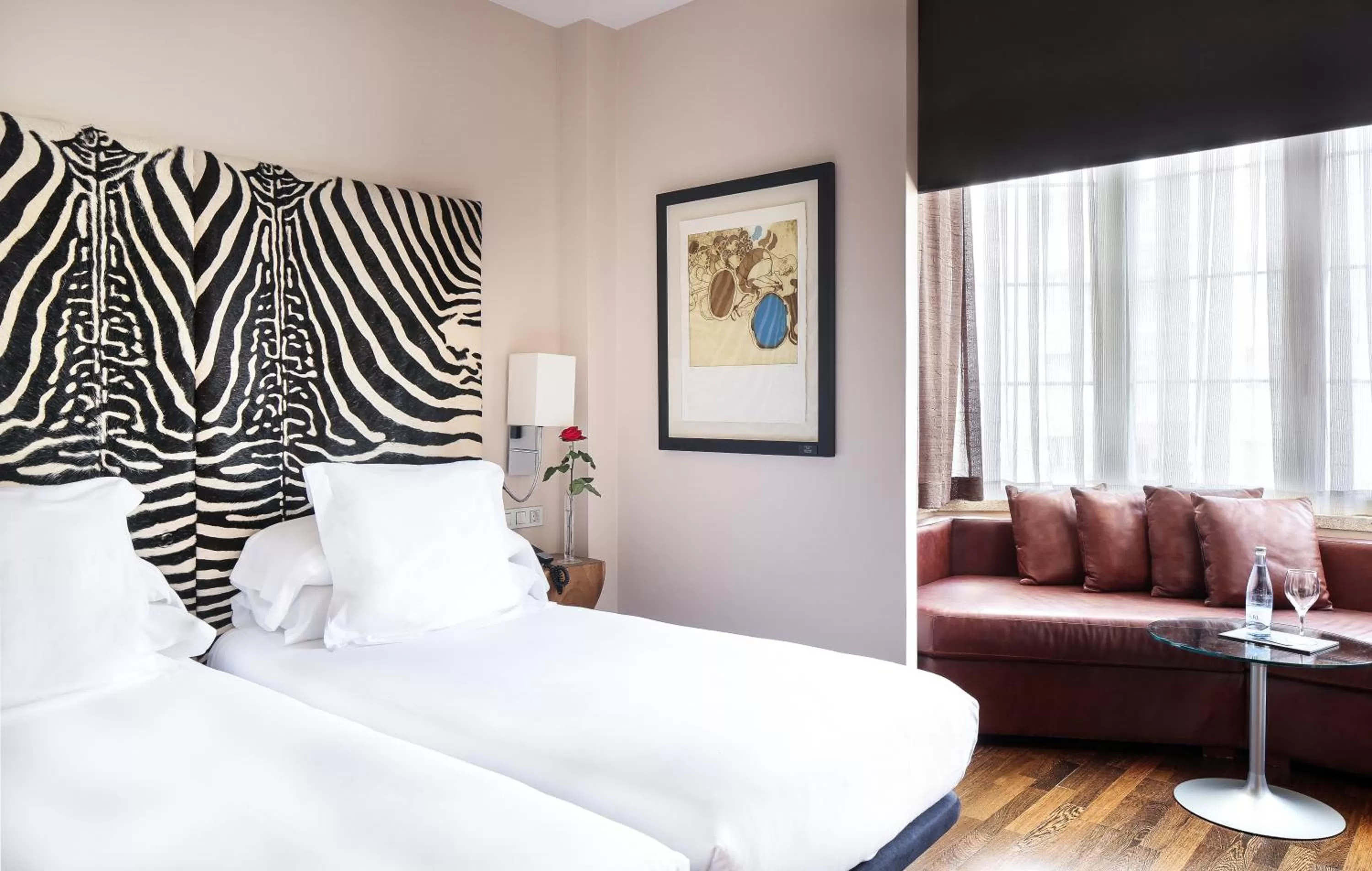 Bed in Hotel Gran Derby Suites, a Small Luxury Hotel of the World