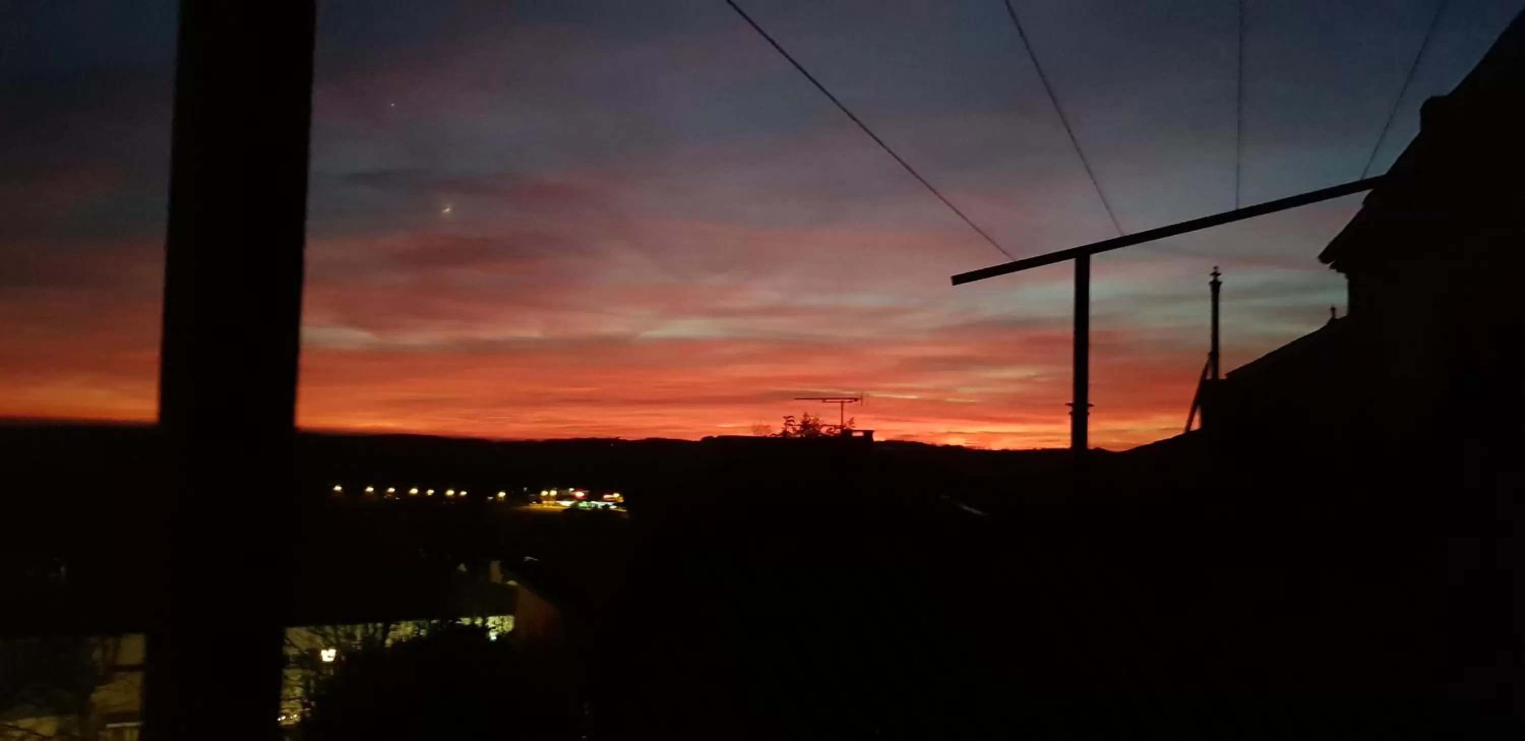 Sunrise/Sunset in 39 Tour de Ville