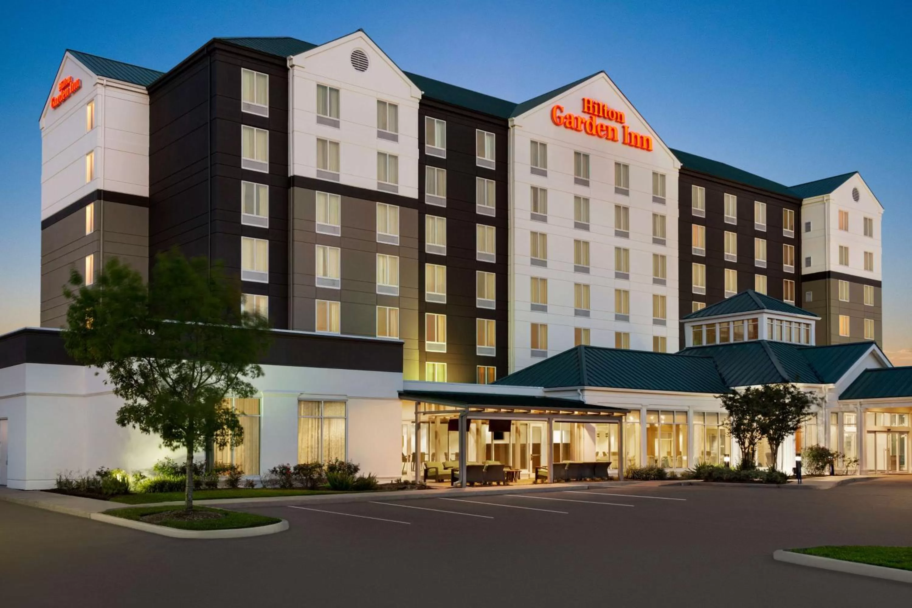 Property building in Hilton Garden Inn Houston Energy Corridor