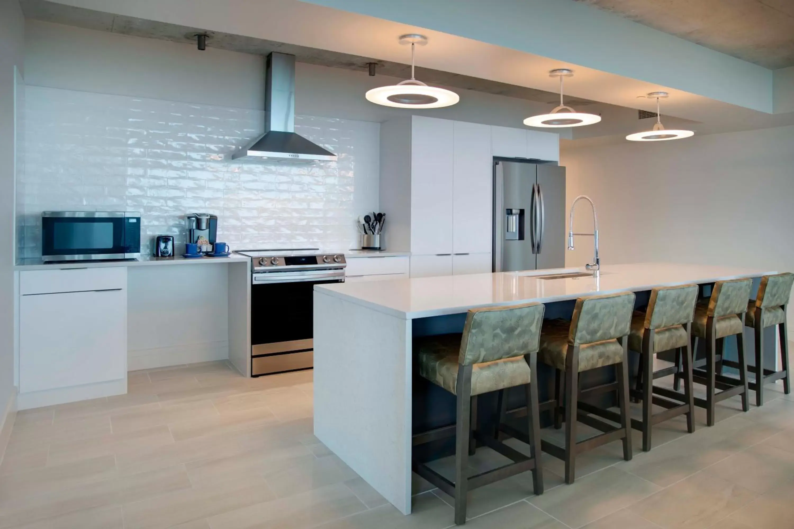 3 Bedroom Accessible Oceanfront Residence in Max Beach Resort 3 Bedroom Accessible Oceanfront Residence in Max Beach Resort