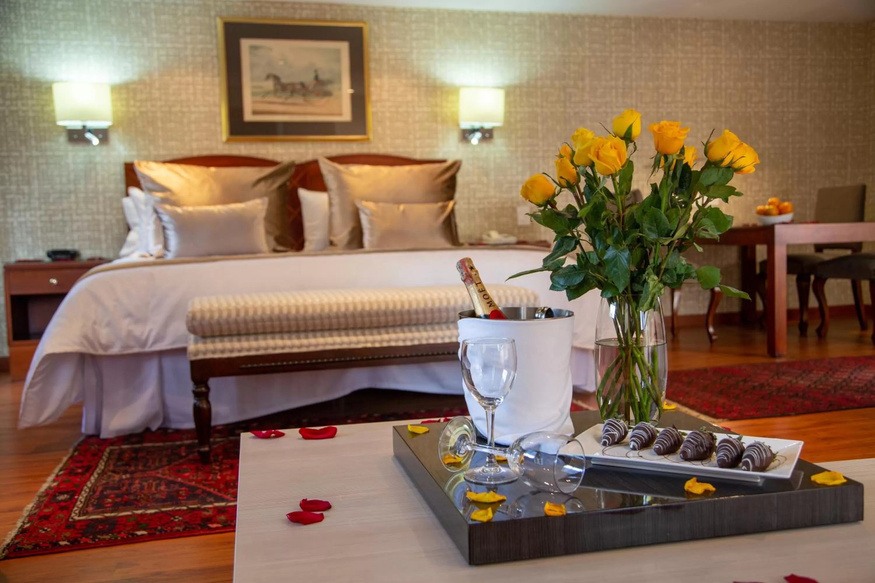 Food close-up, Bed in Hotel Portón de la Cabrera