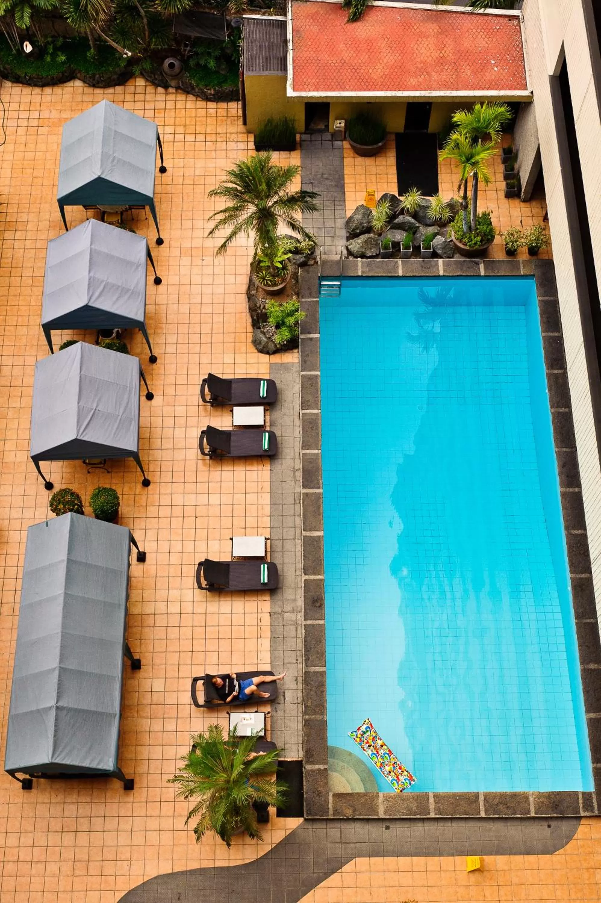 Swimming pool in Copacabana Apartment Hotel