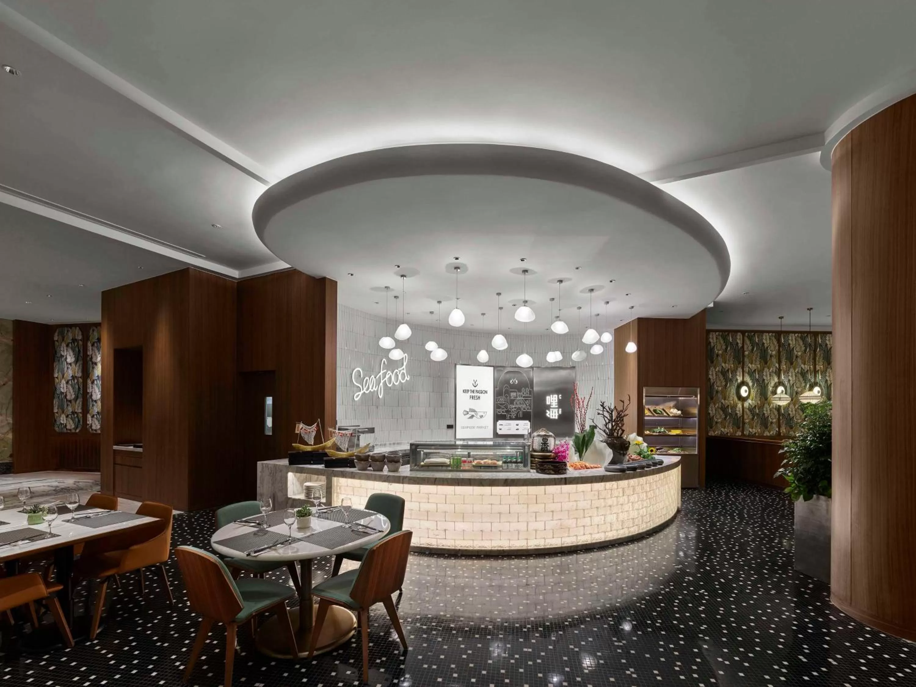 Restaurant/places to eat in Hilton Shanghai Hongqiao