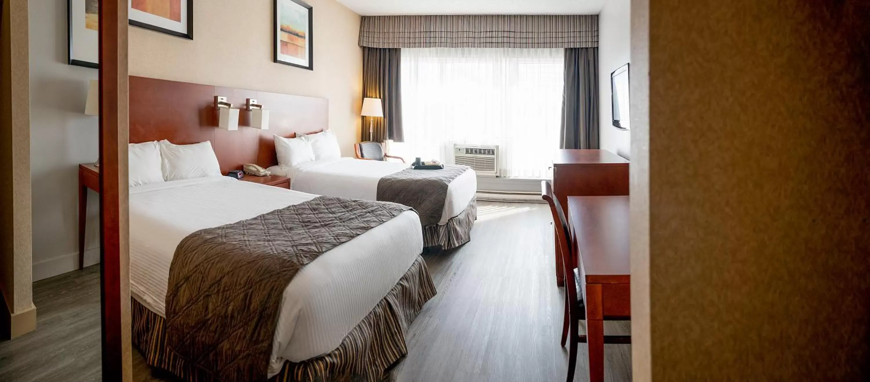 Select Two Double Beds Room in Auberge Royal Versailles Select Two Double Beds Room in Auberge Royal Versailles