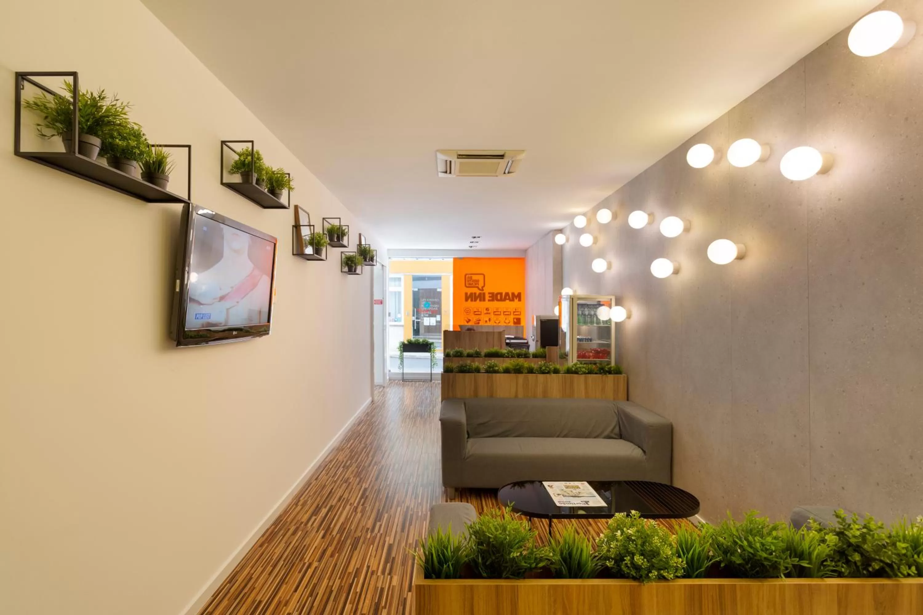 TV and multimedia in Hotel Made Inn