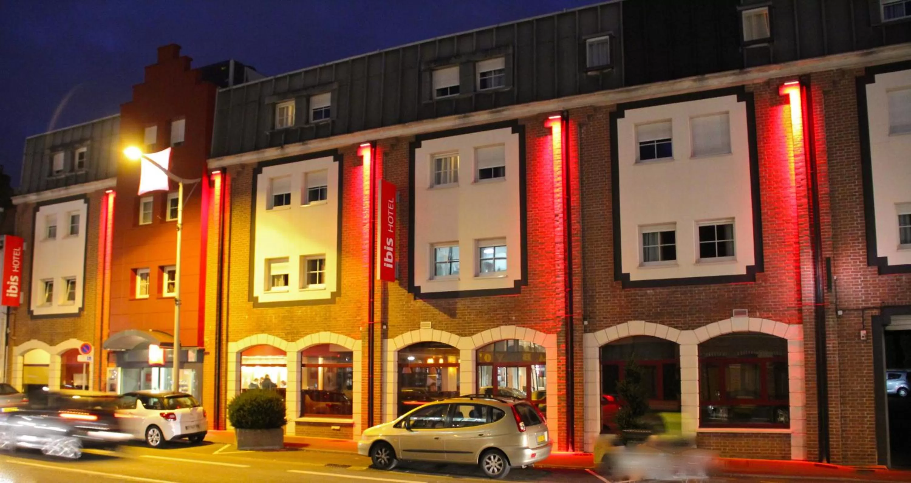 Facade/entrance in ibis Lille Lomme Centre