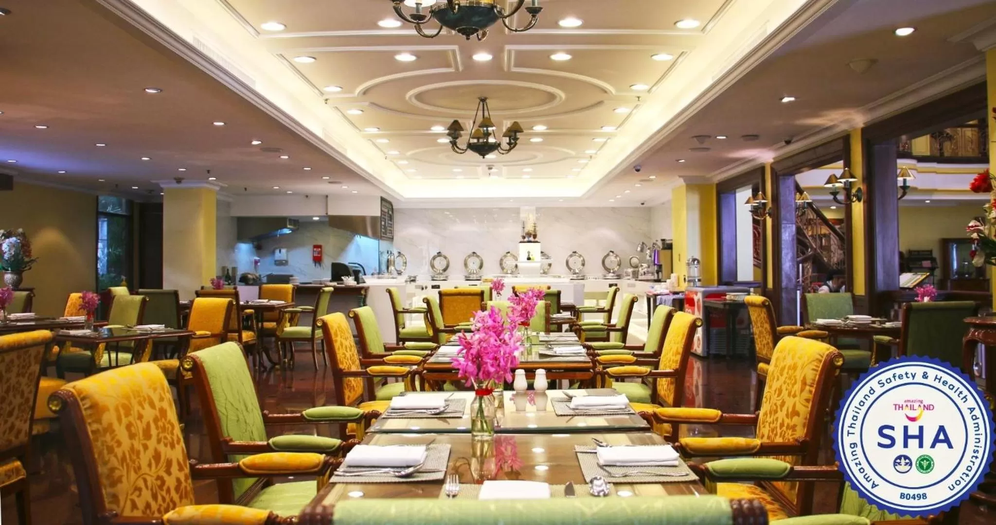 Dining area in Evergreen Laurel Hotel Bangkok