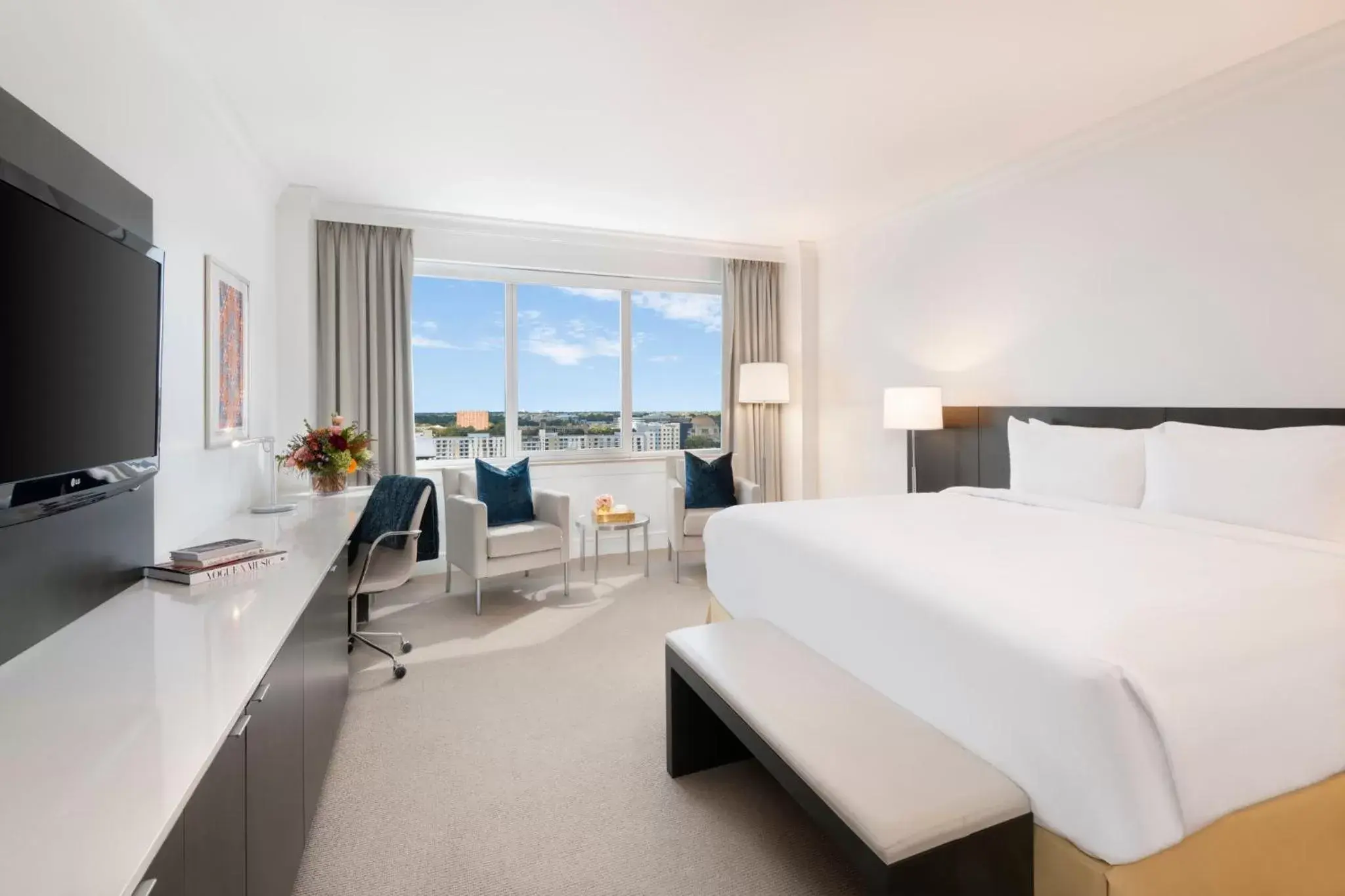 Club King Room in InterContinental Cleveland, an IHG Hotel Club King Room in InterContinental Cleveland, an IHG Hotel