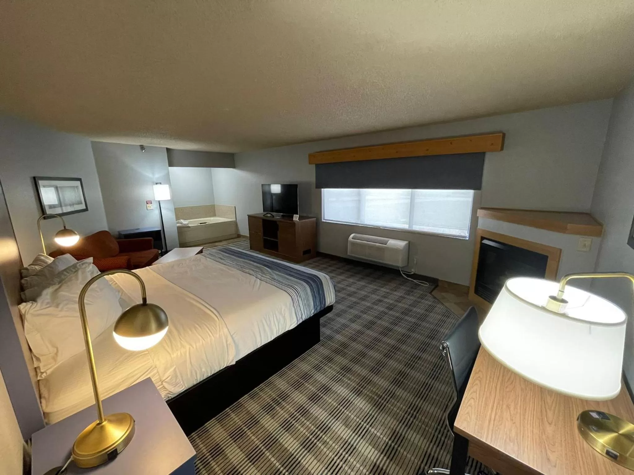 Photo of the whole room, Bed in AmericInn by Wyndham Sayre