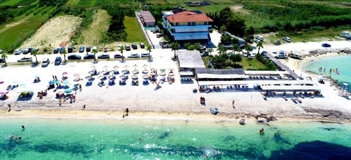 Property building, Bird's-eye View in Hotel Alba-Gert