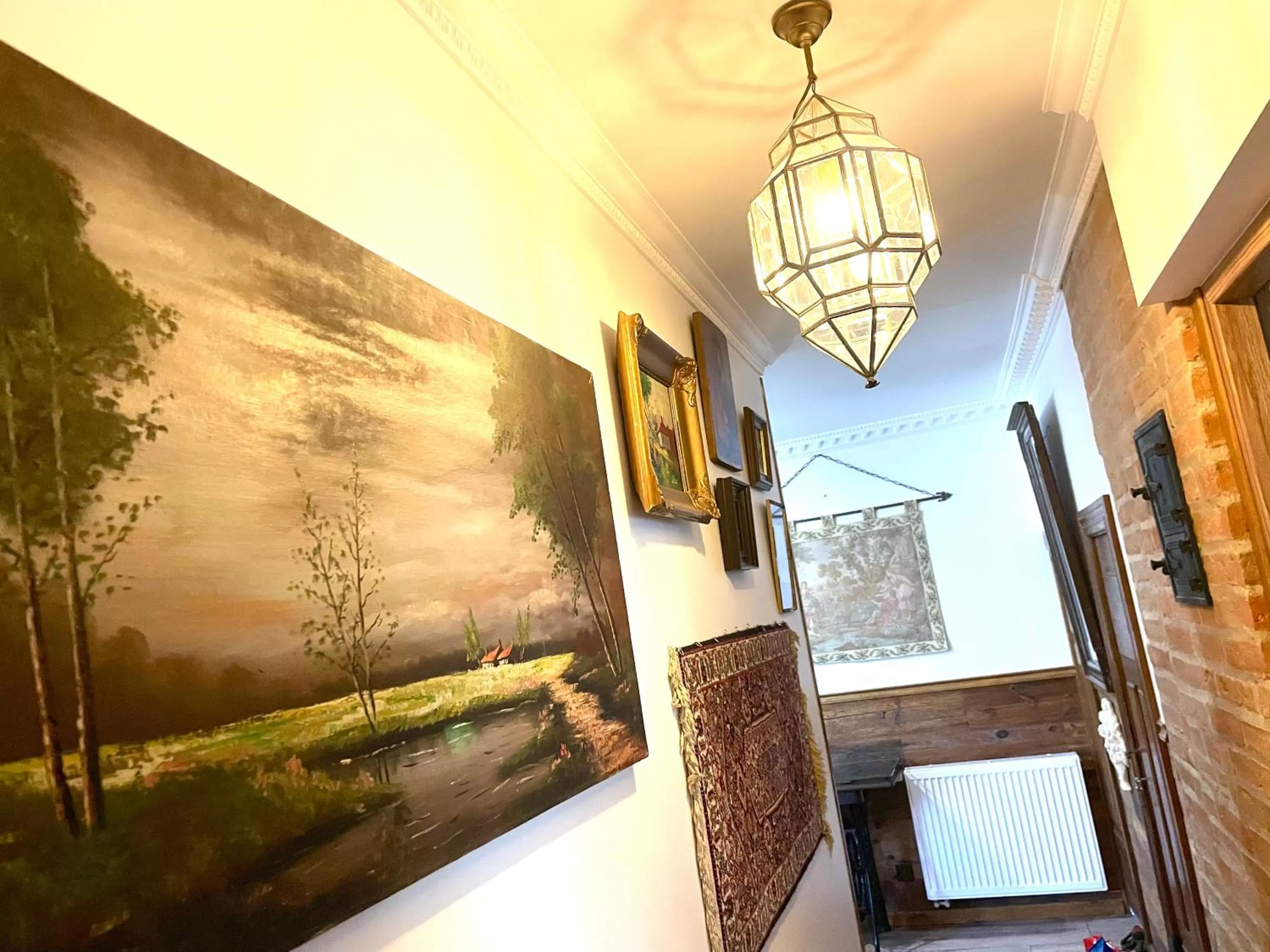 CHATA OTWARTYCH OKIENNIC Pokoje Gościnne